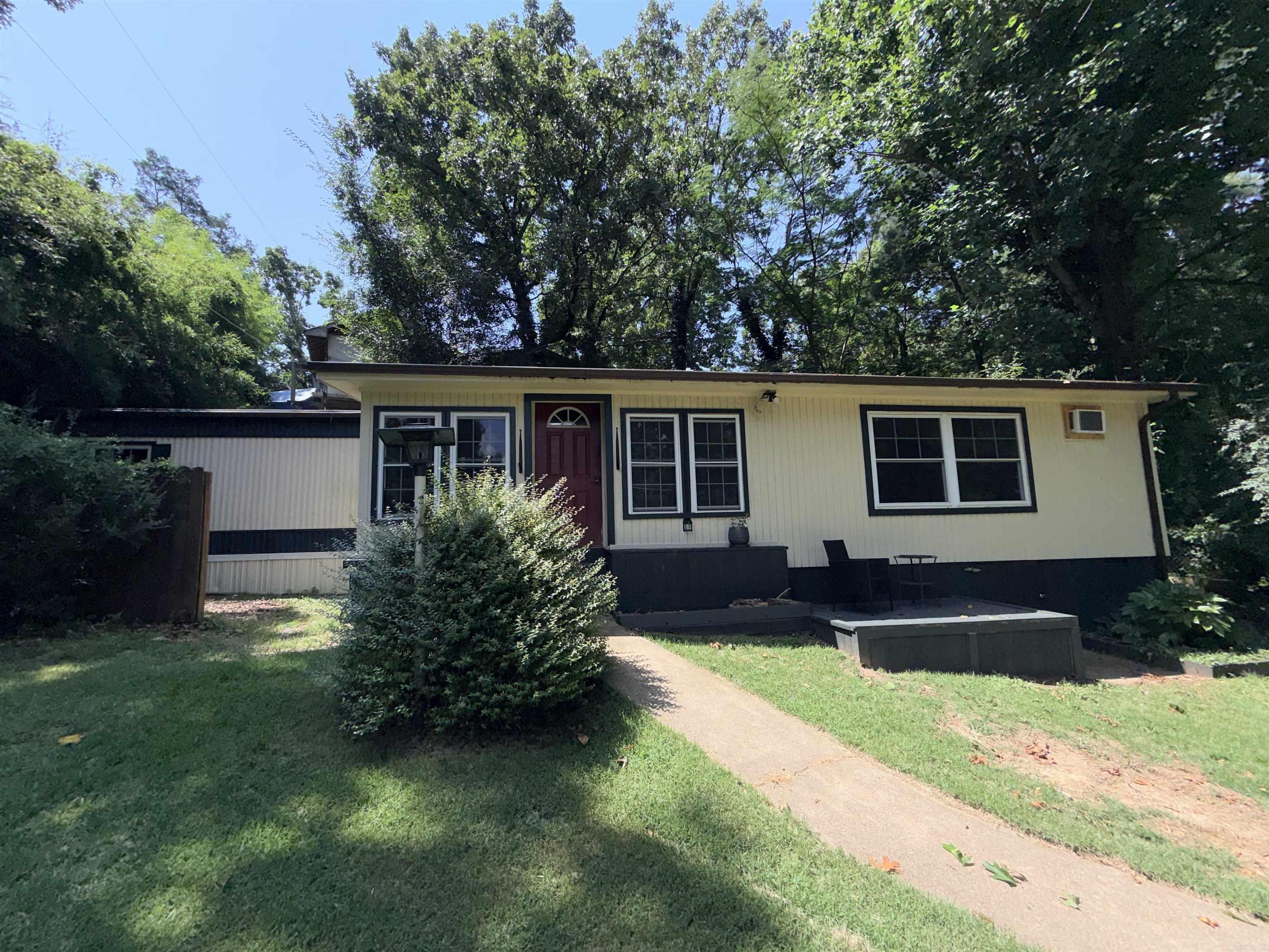 102 Woodstock Dr  Hot Springs, AR