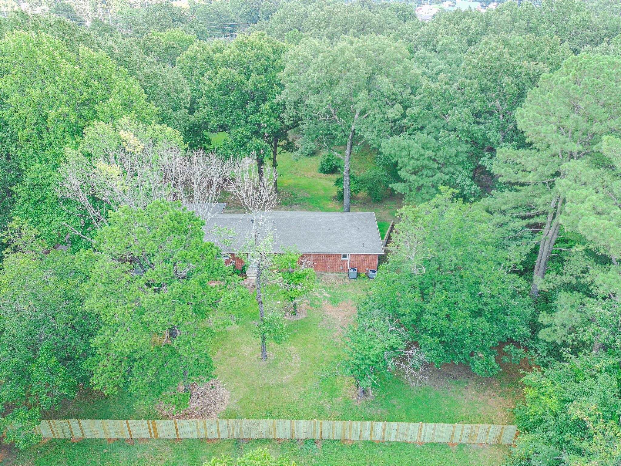 2711 Wood  Jonesboro, AR