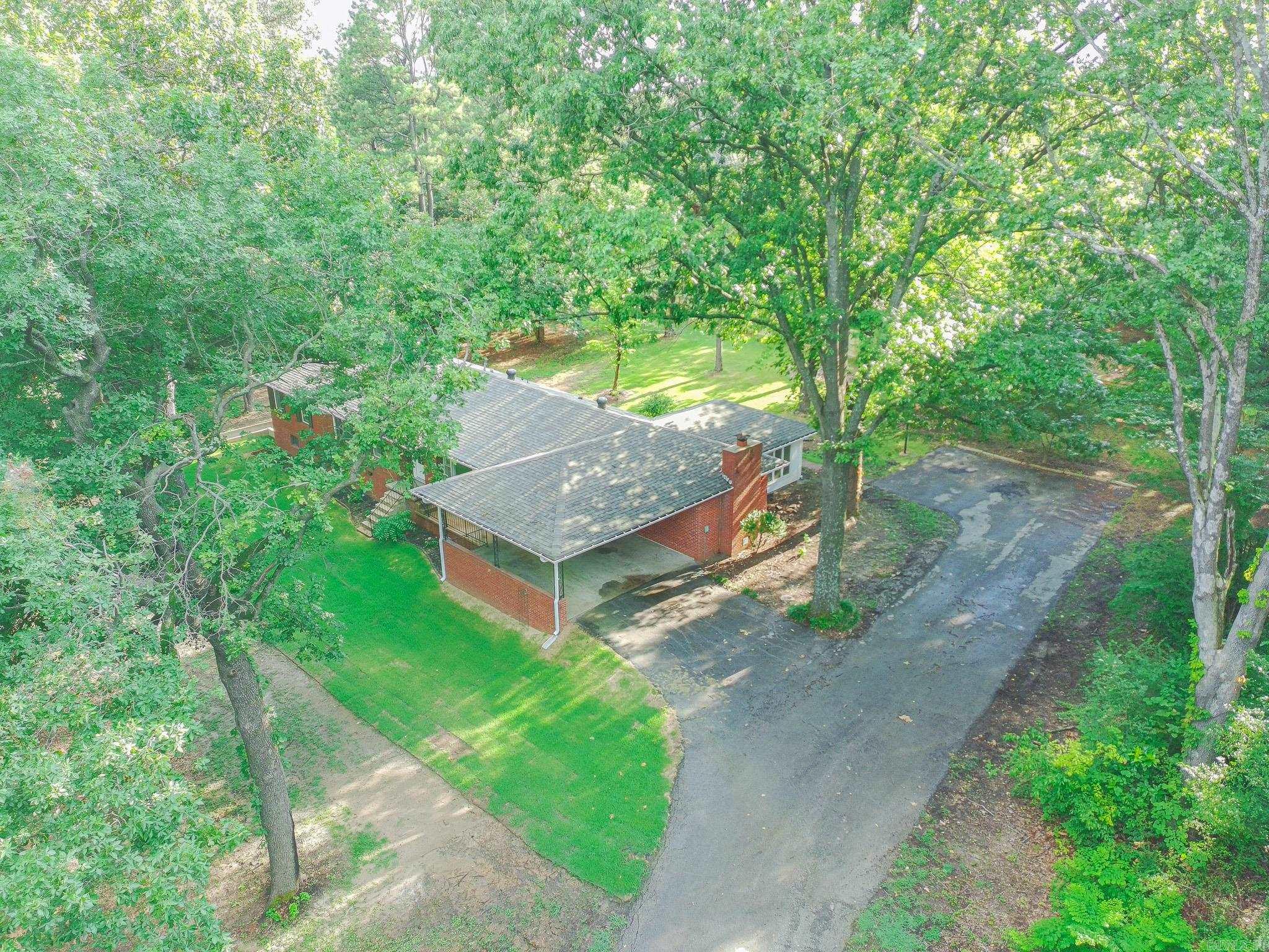 2711 Wood  Jonesboro, AR