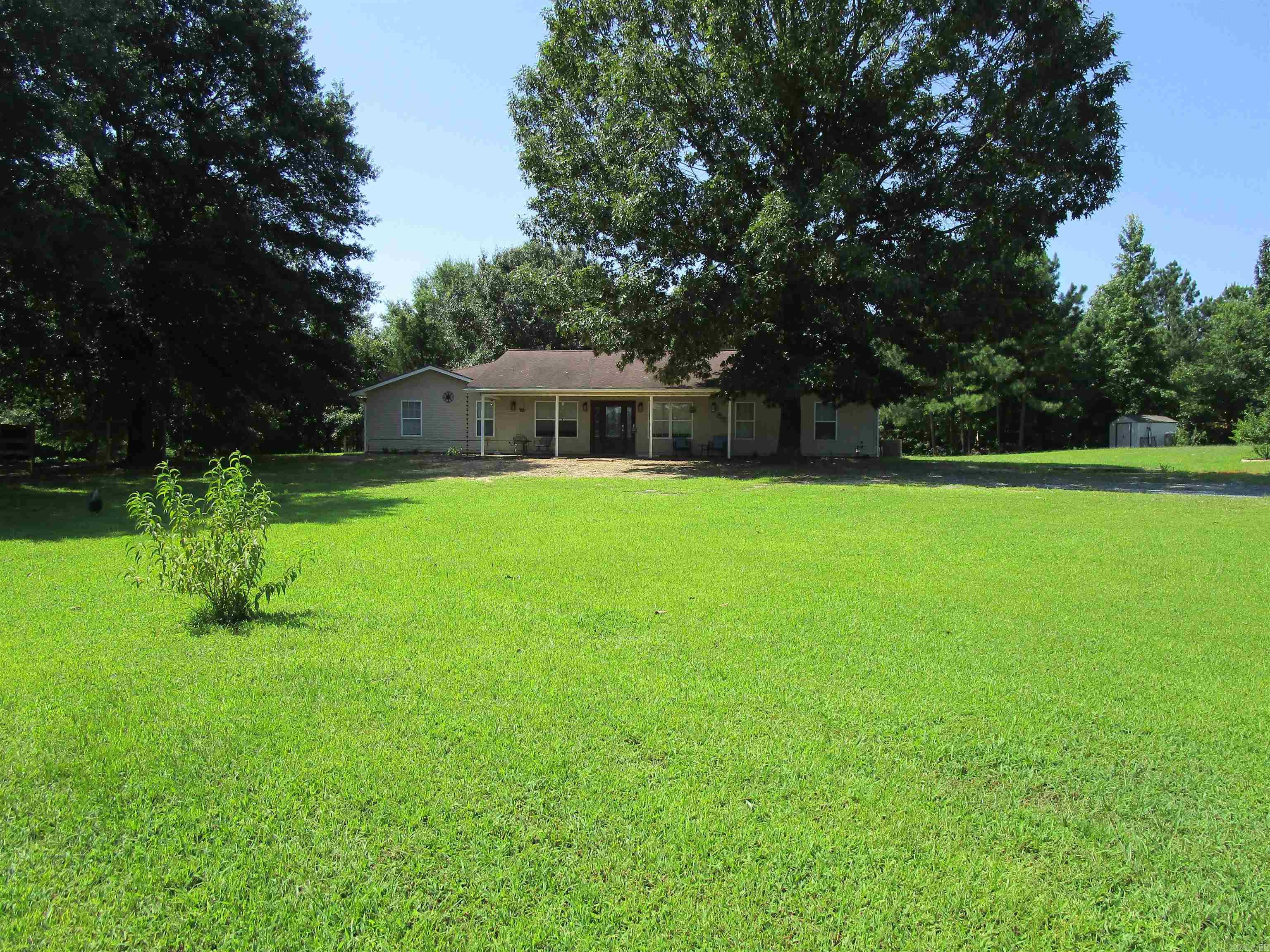 257 Cedar Hill  Umpire, AR