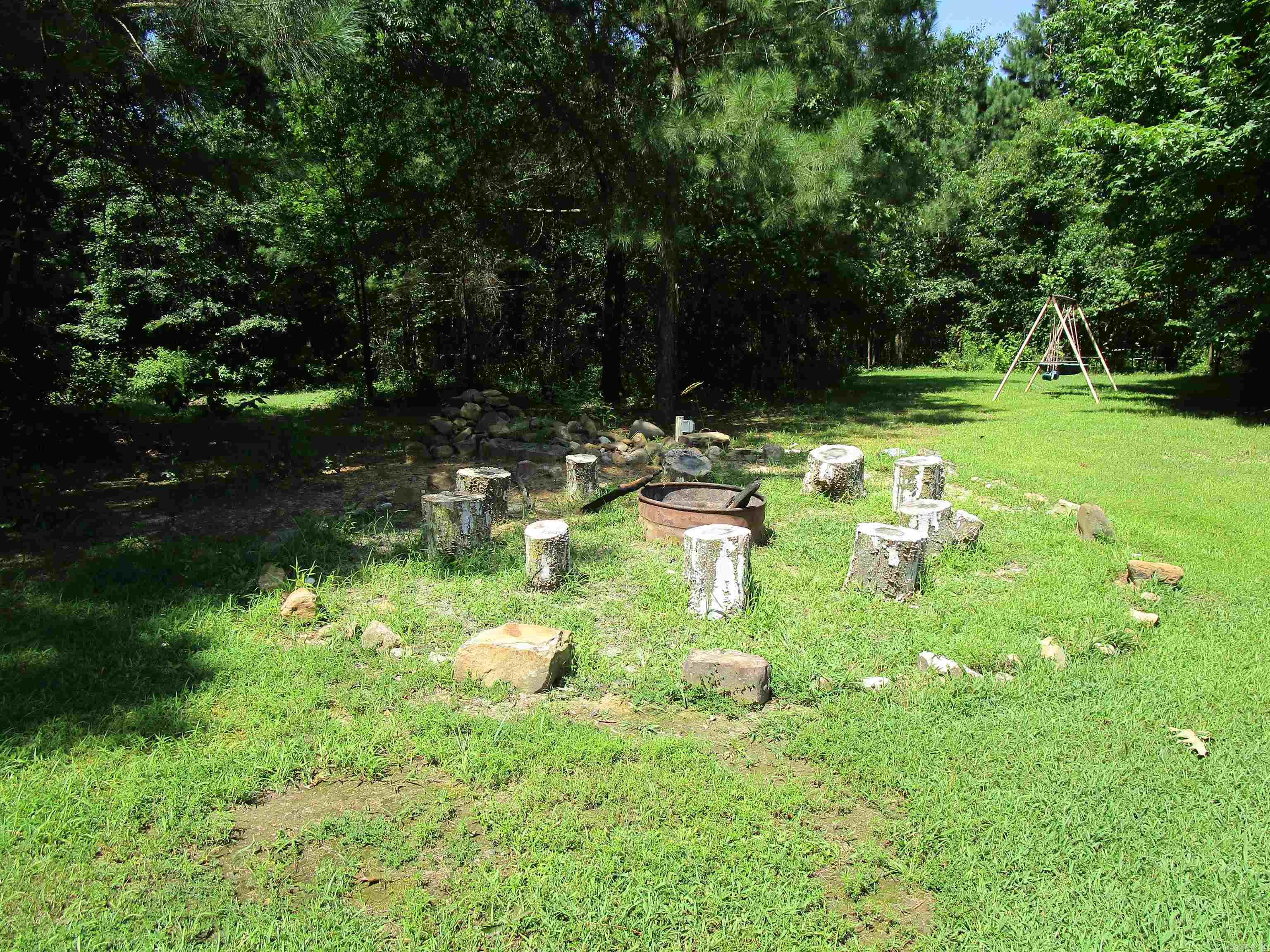 257 Cedar Hill  Umpire, AR