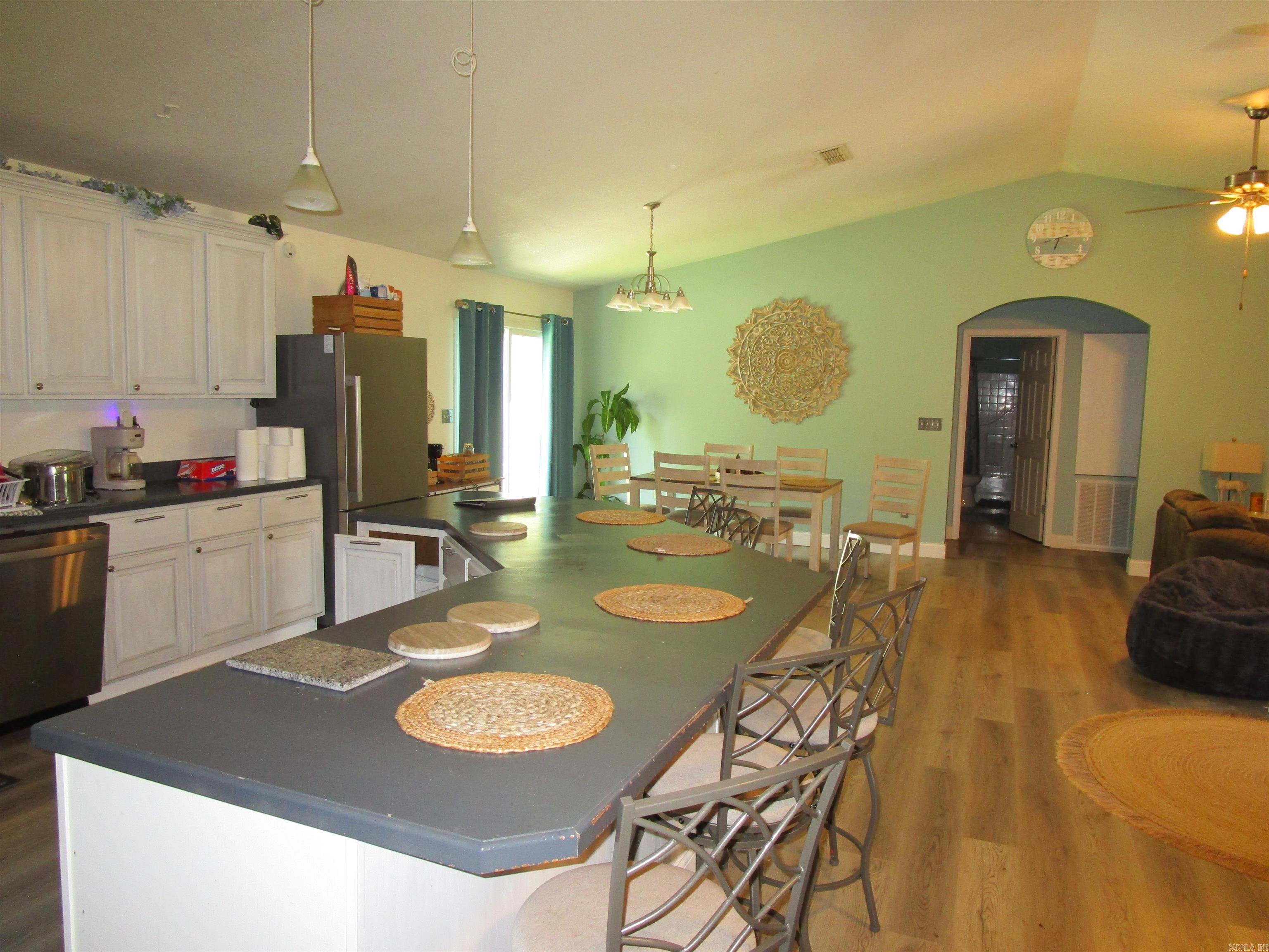257 Cedar Hill  Umpire, AR