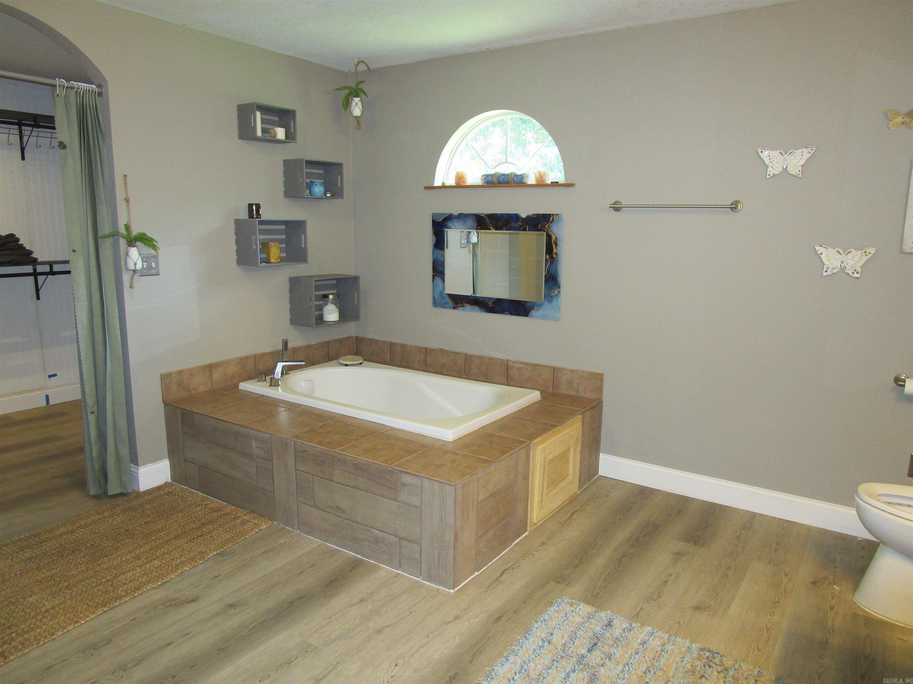 257 Cedar Hill  Umpire, AR