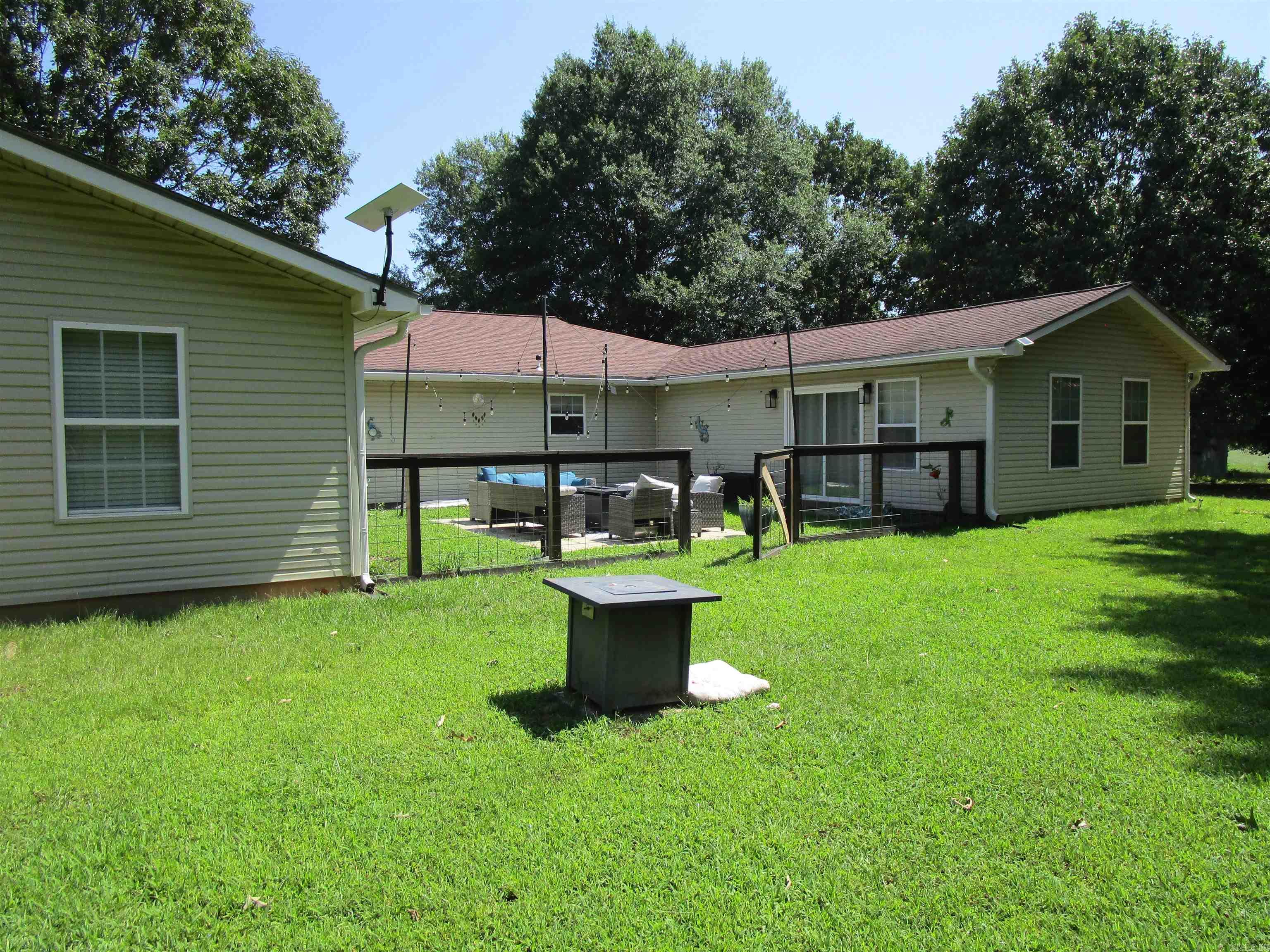 257 Cedar Hill  Umpire, AR
