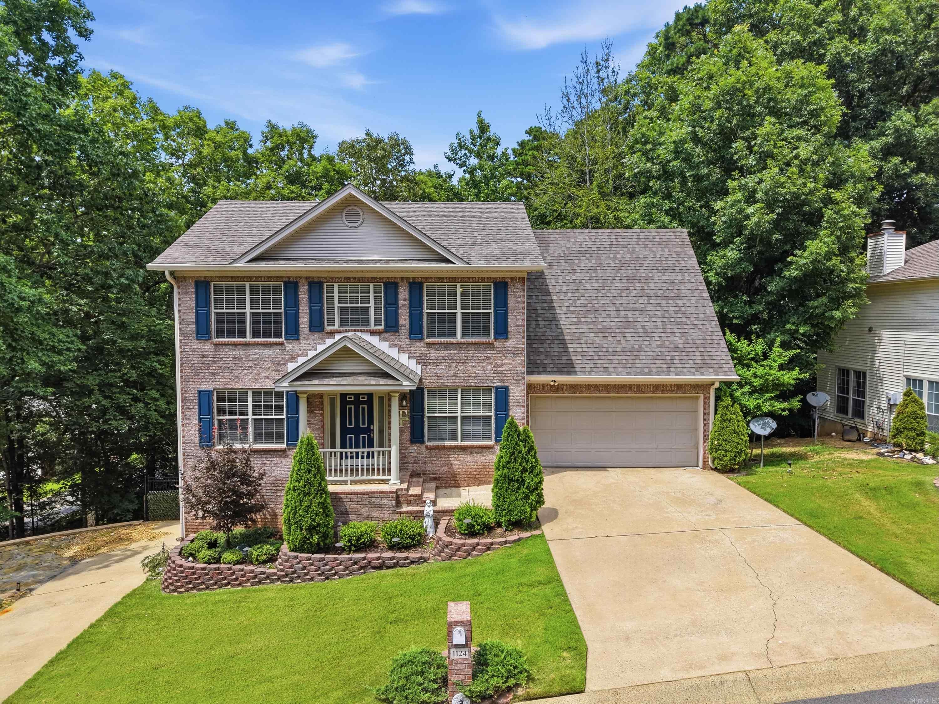 1124 River Oaks Dr  Benton, AR