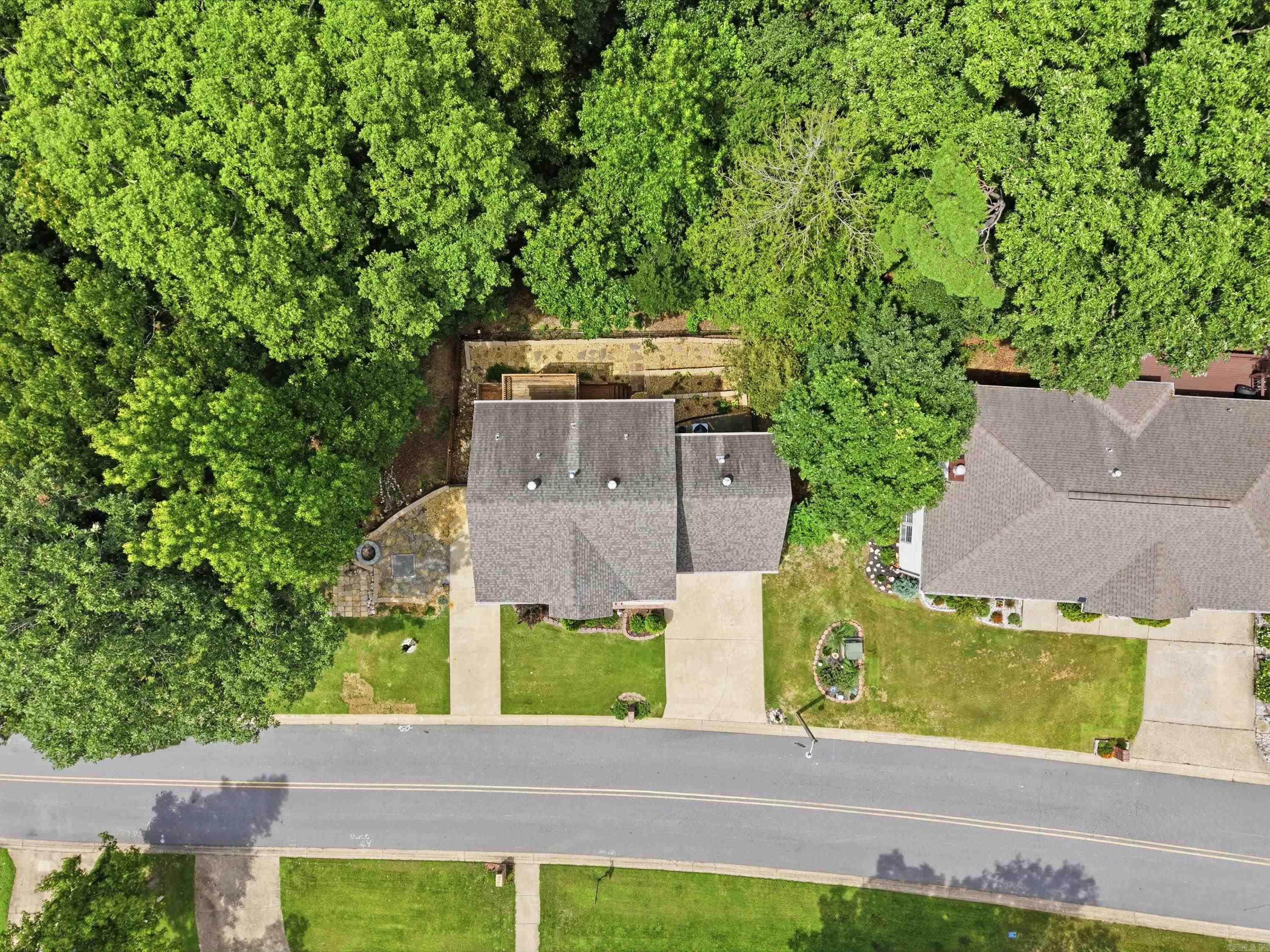 1124 River Oaks Dr  Benton, AR