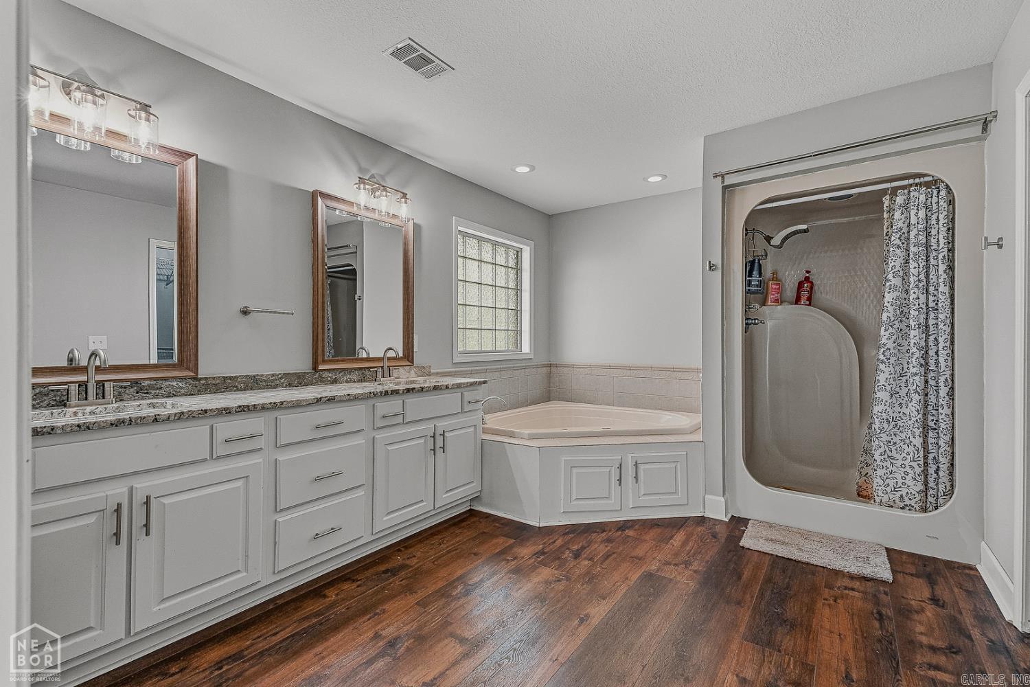 114 Cedar  Lake City, AR