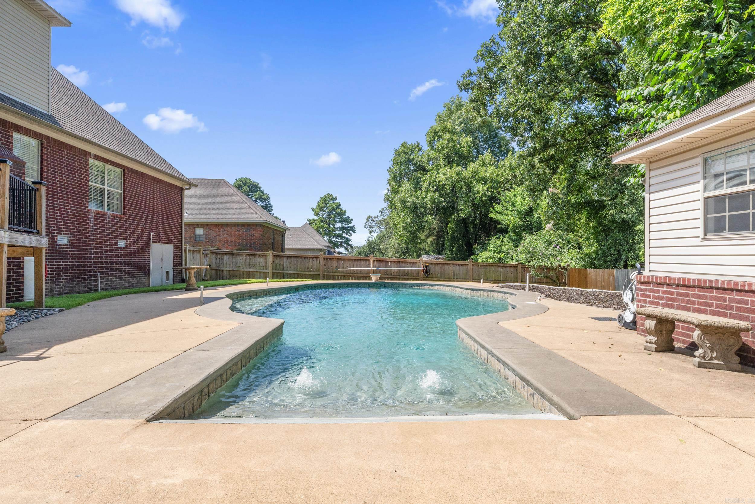 39 Trenton  Greenbrier, AR