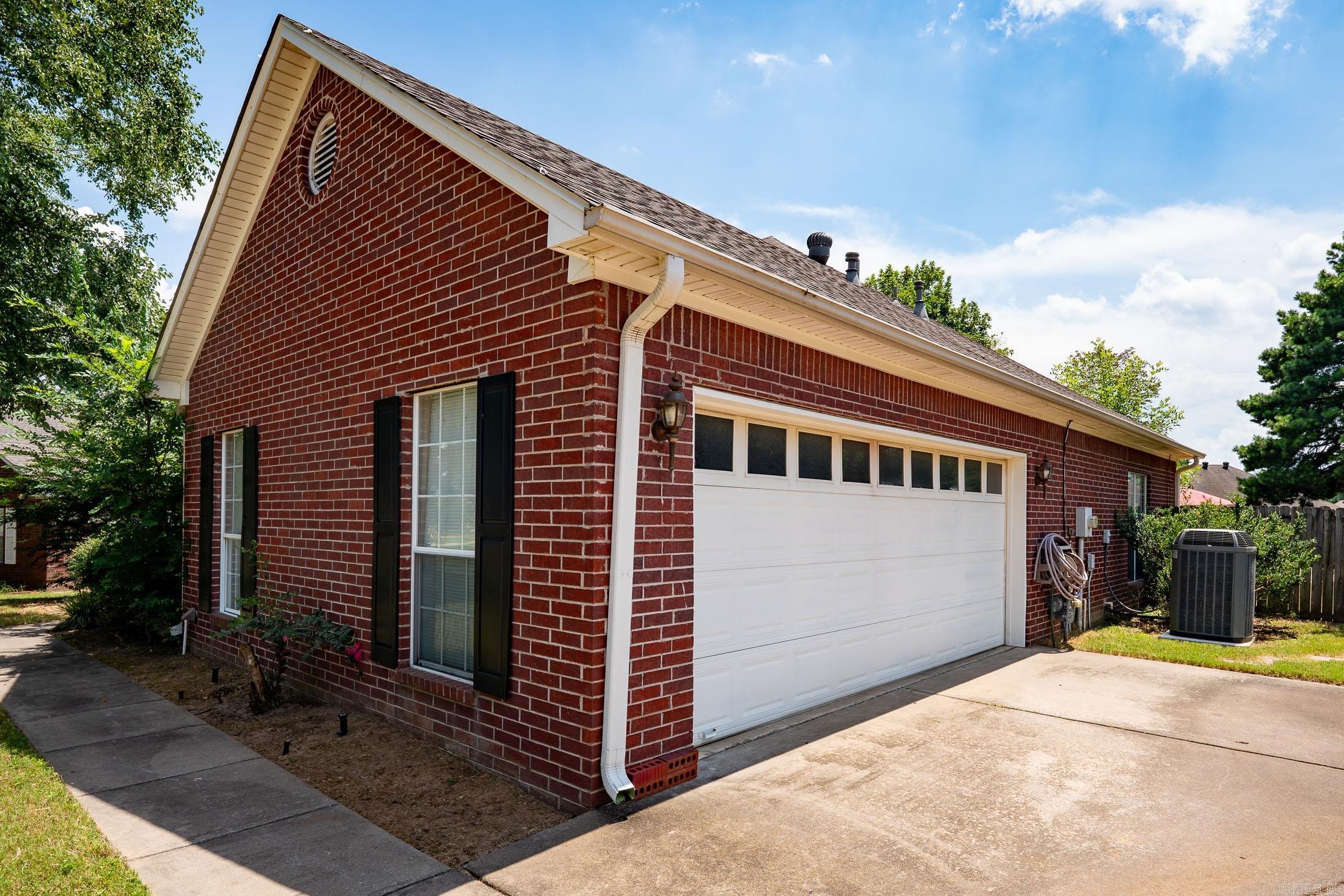 3255 Chrysler Cove  Conway, AR