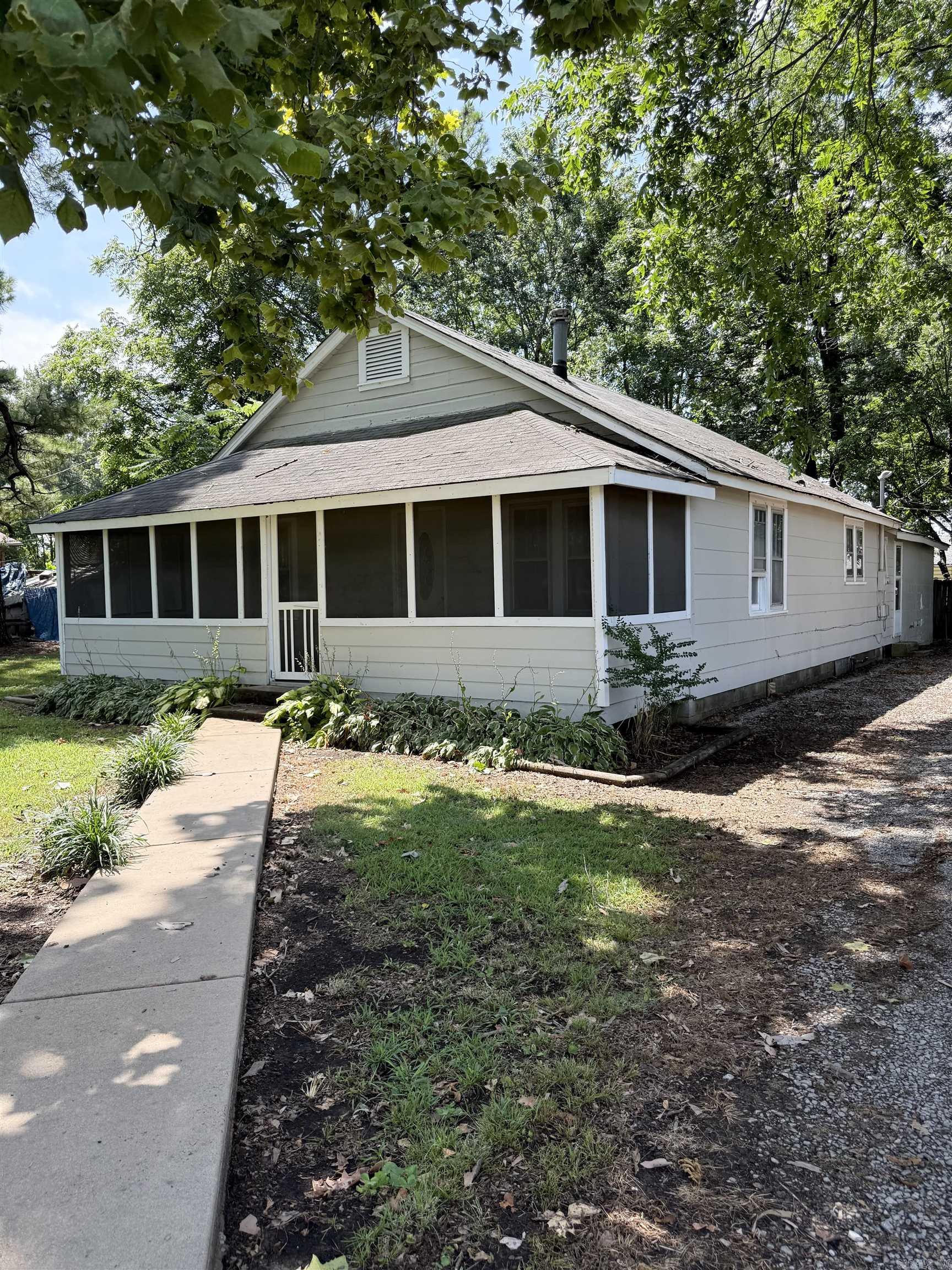 712 62  Pollard, AR