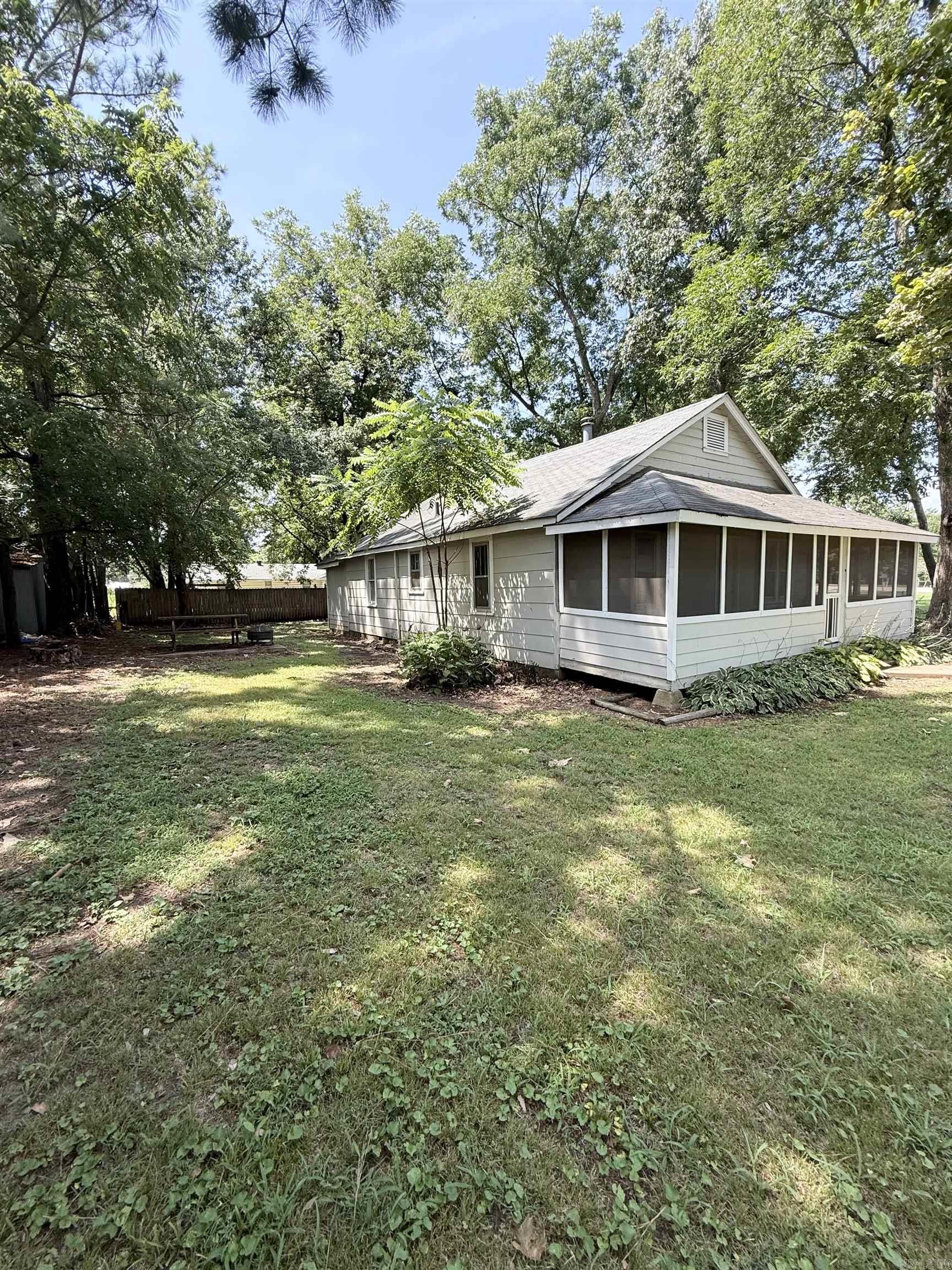 712 62  Pollard, AR