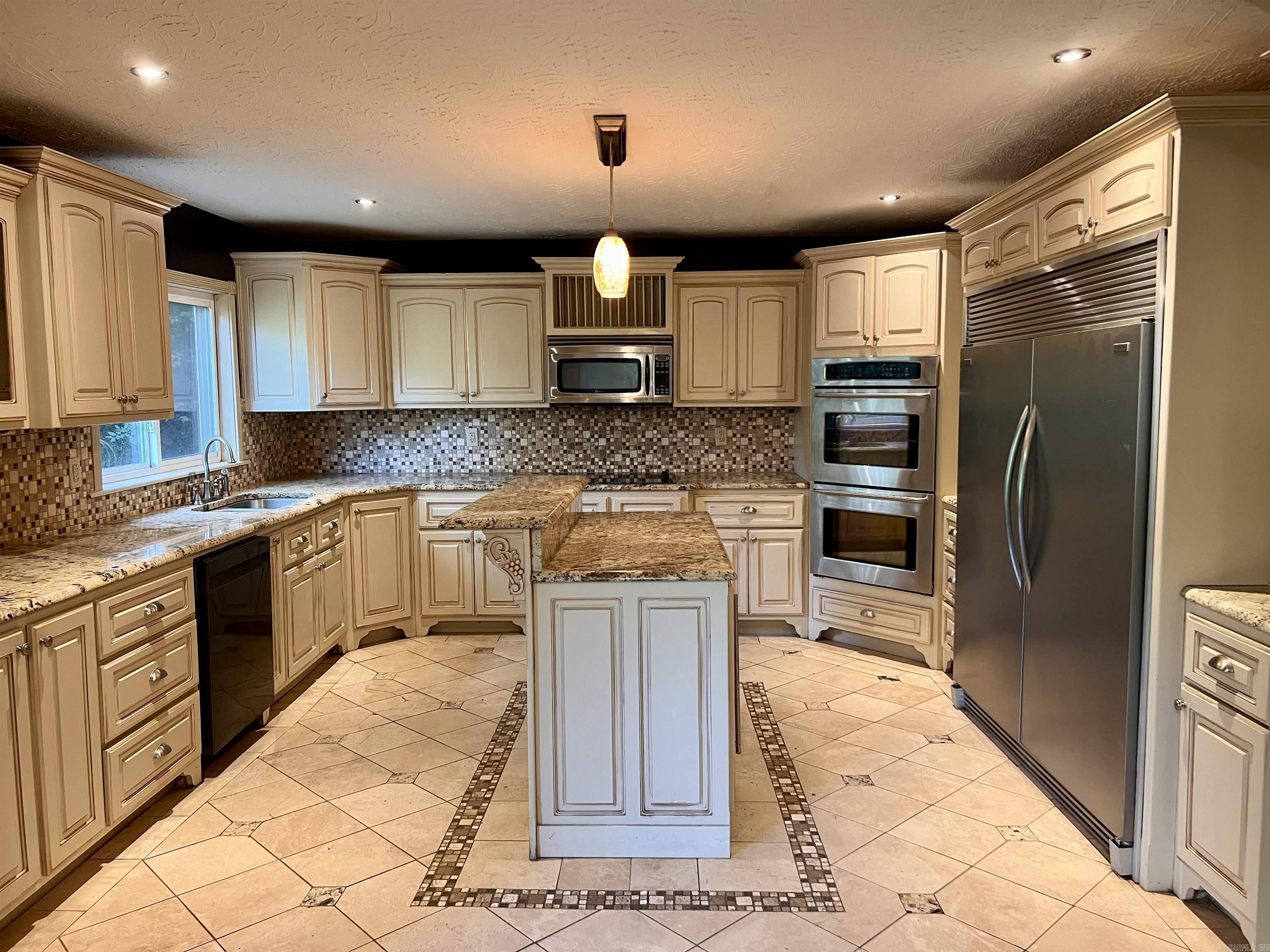 285 Evans Drive  Benton, AR