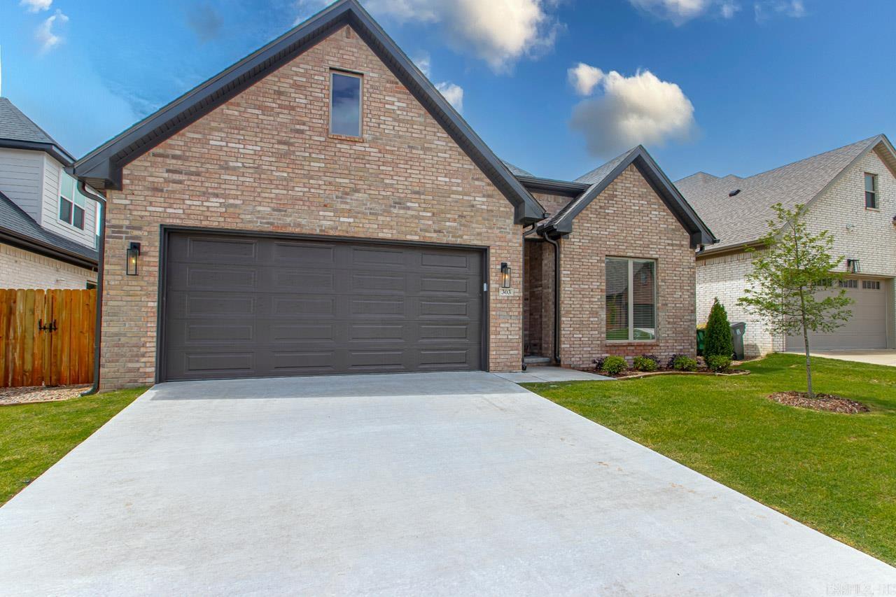 303 Kanis Ridge  Little Rock, AR