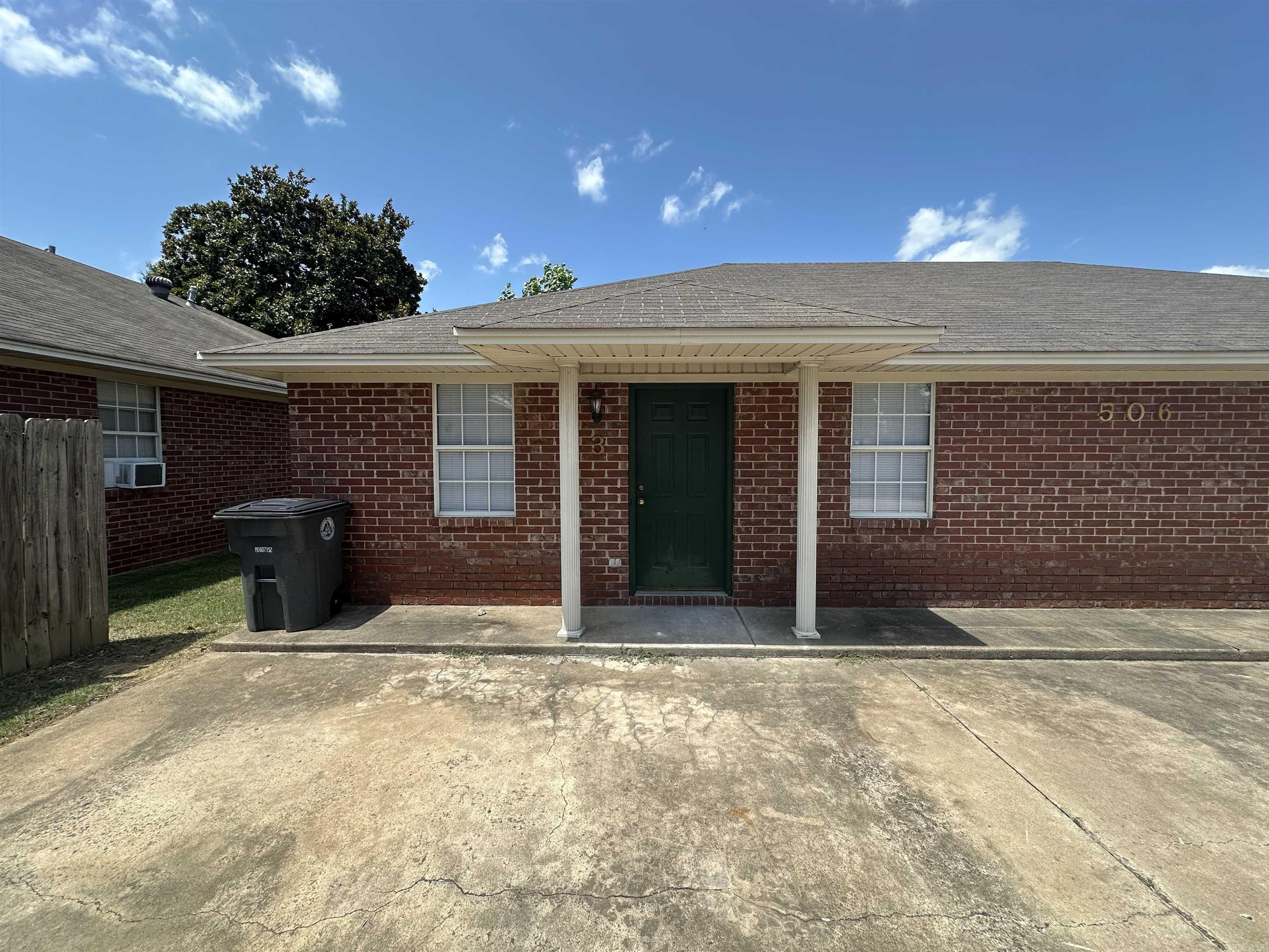 506 N Cross  Searcy, AR