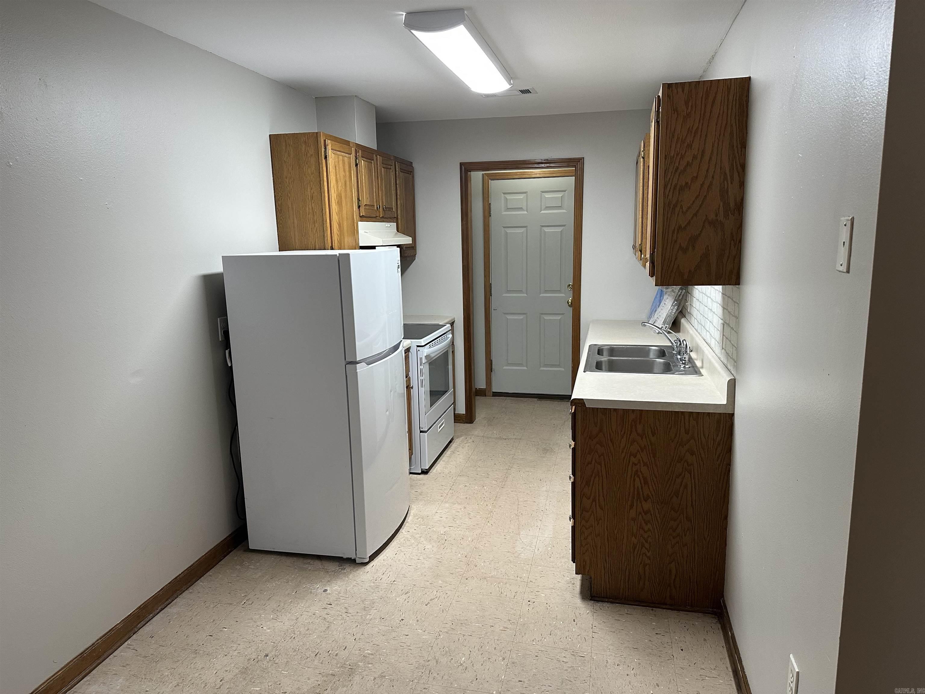 506 N Cross  Searcy, AR