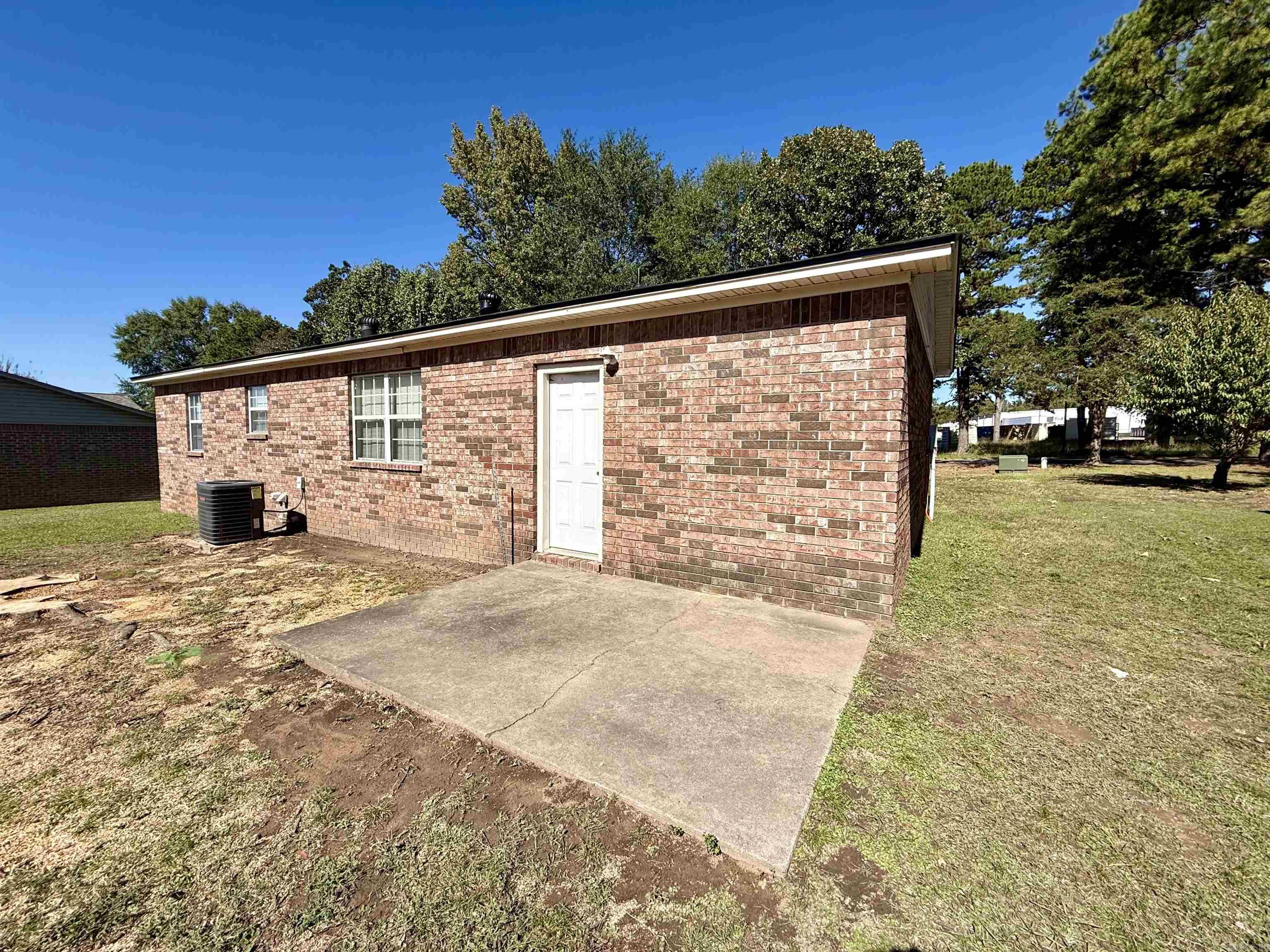 1008 Mill  Clarksville, AR