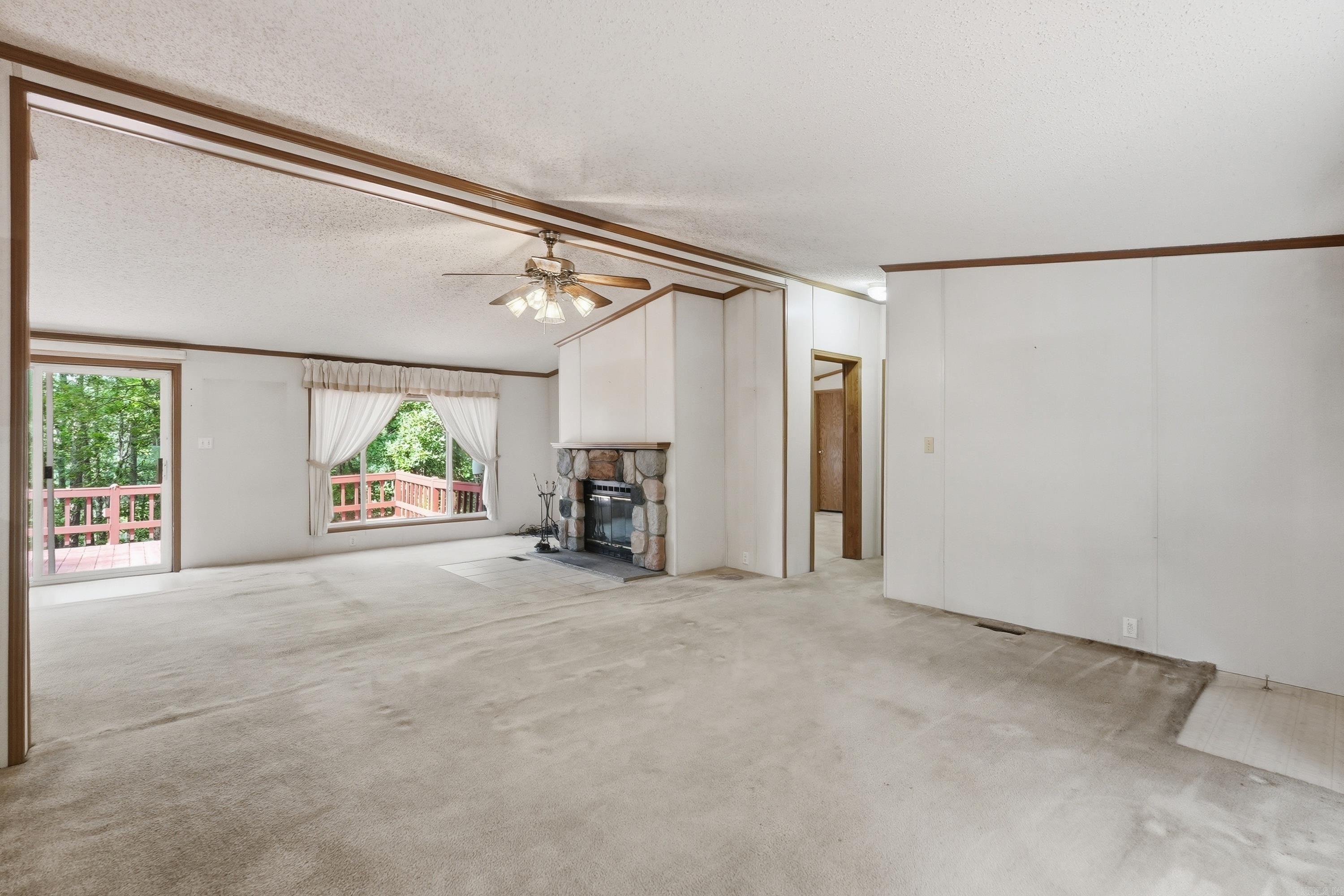 60 Brittany Cove  Greers Ferry, AR