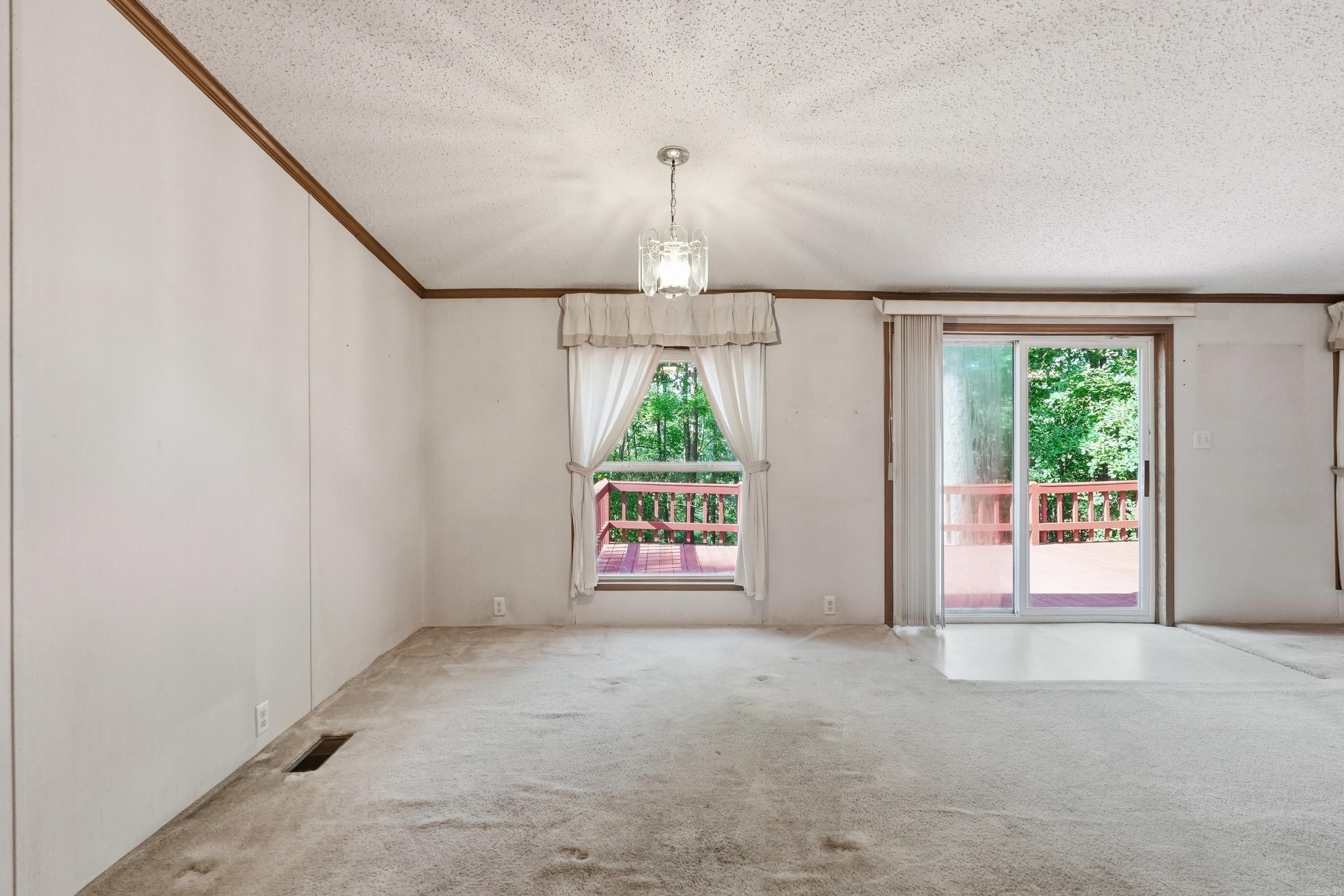 60 Brittany Cove  Greers Ferry, AR