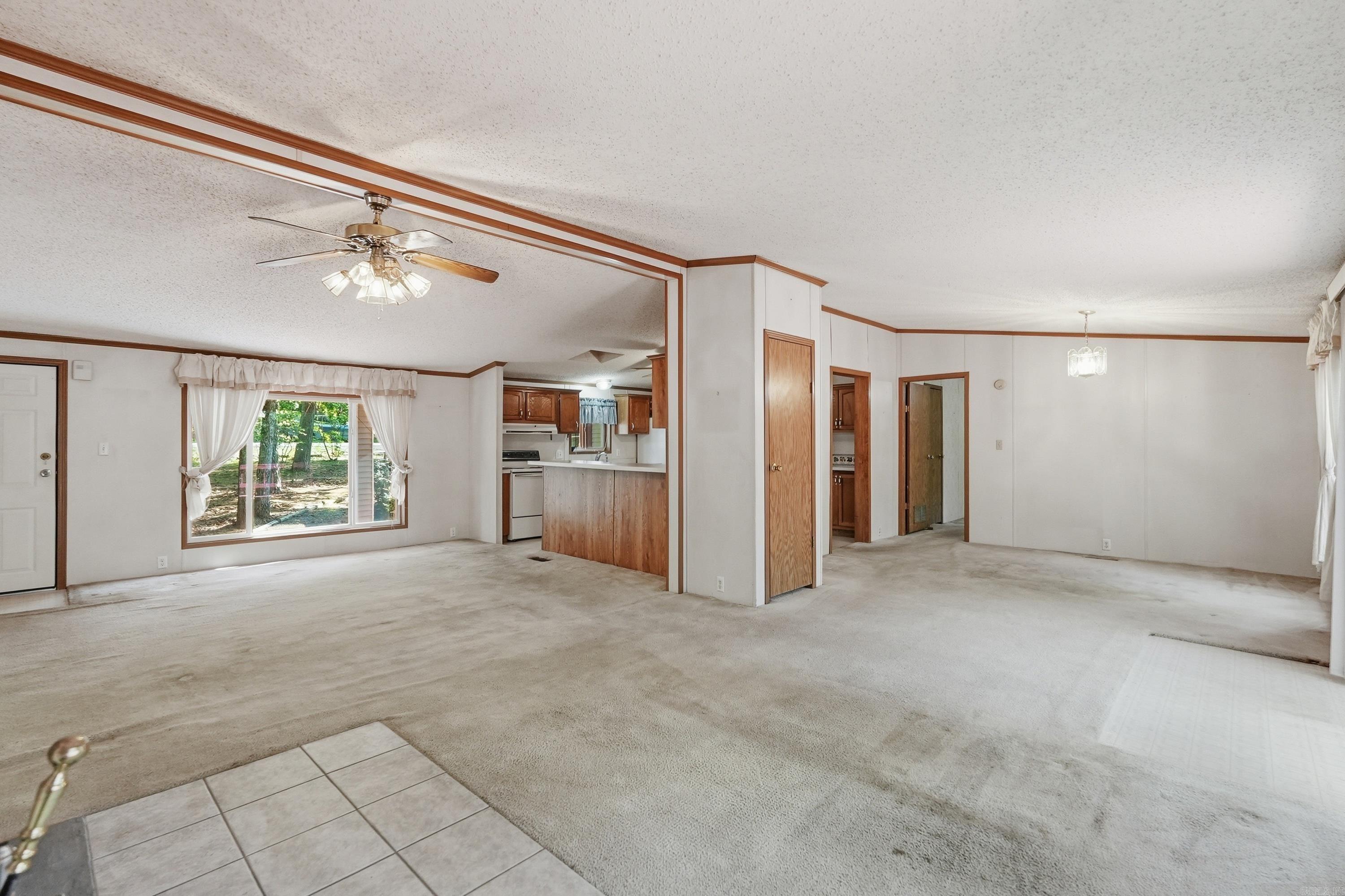 60 Brittany Cove  Greers Ferry, AR