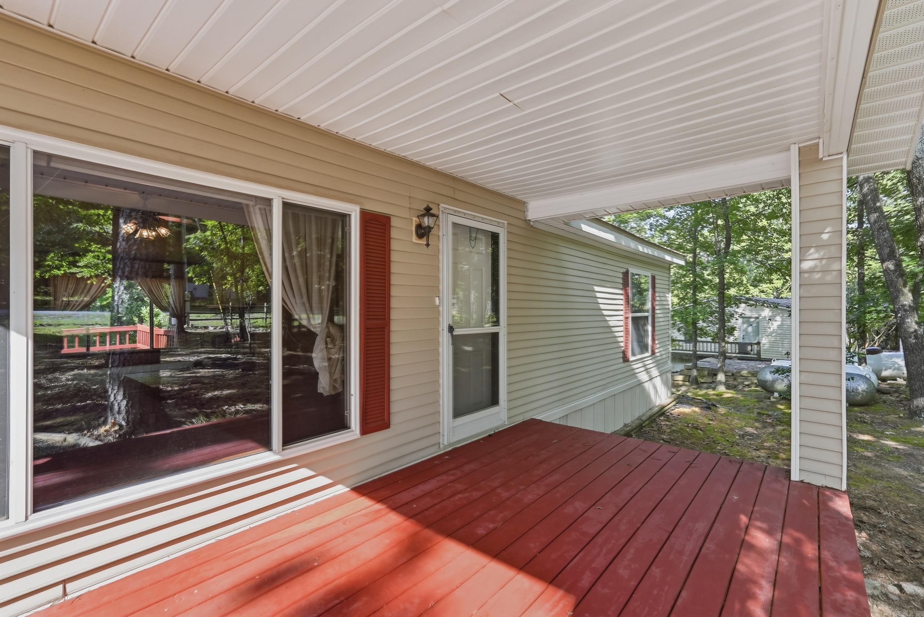 60 Brittany Cove  Greers Ferry, AR