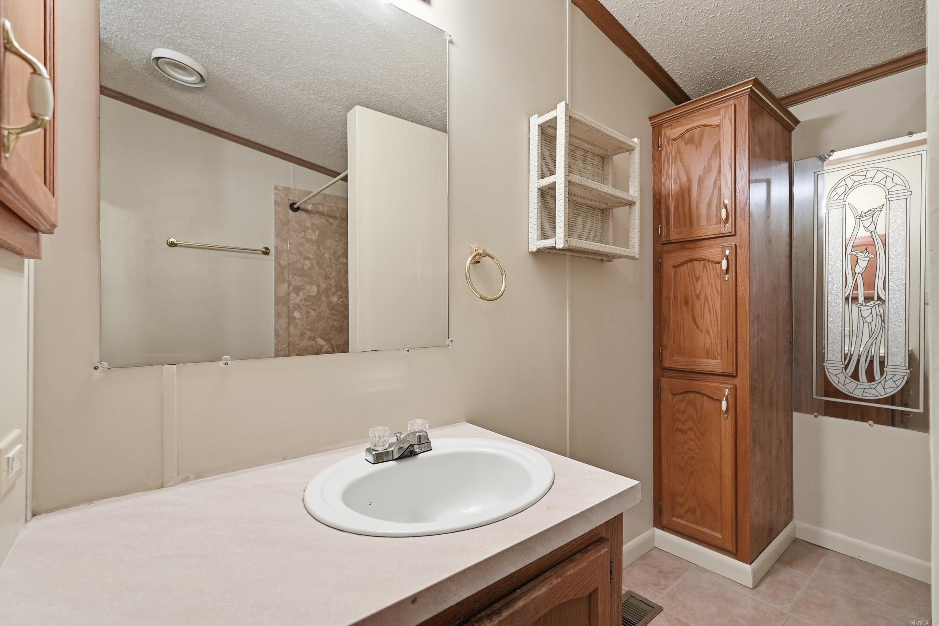 60 Brittany Cove  Greers Ferry, AR