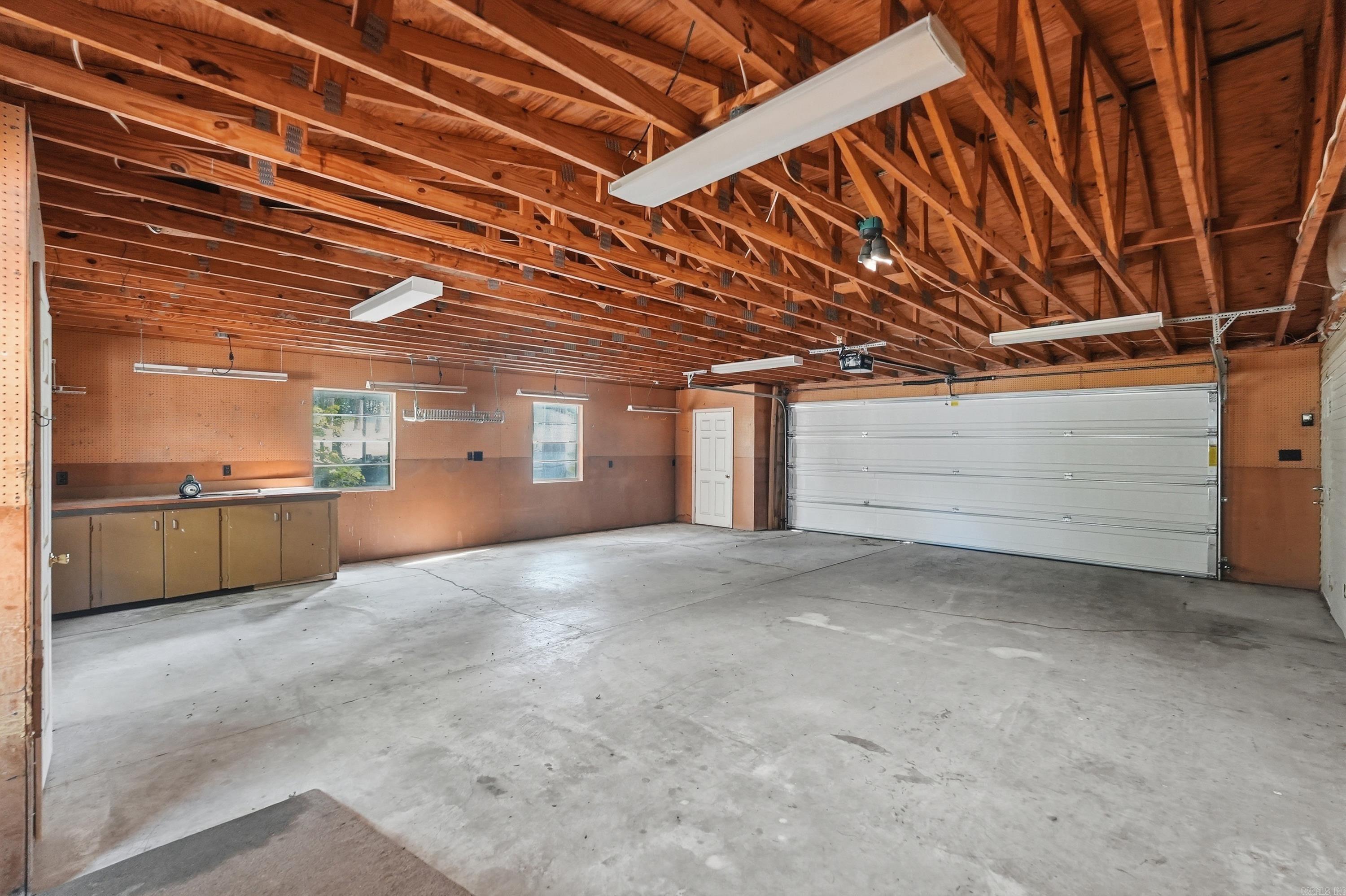 60 Brittany Cove  Greers Ferry, AR