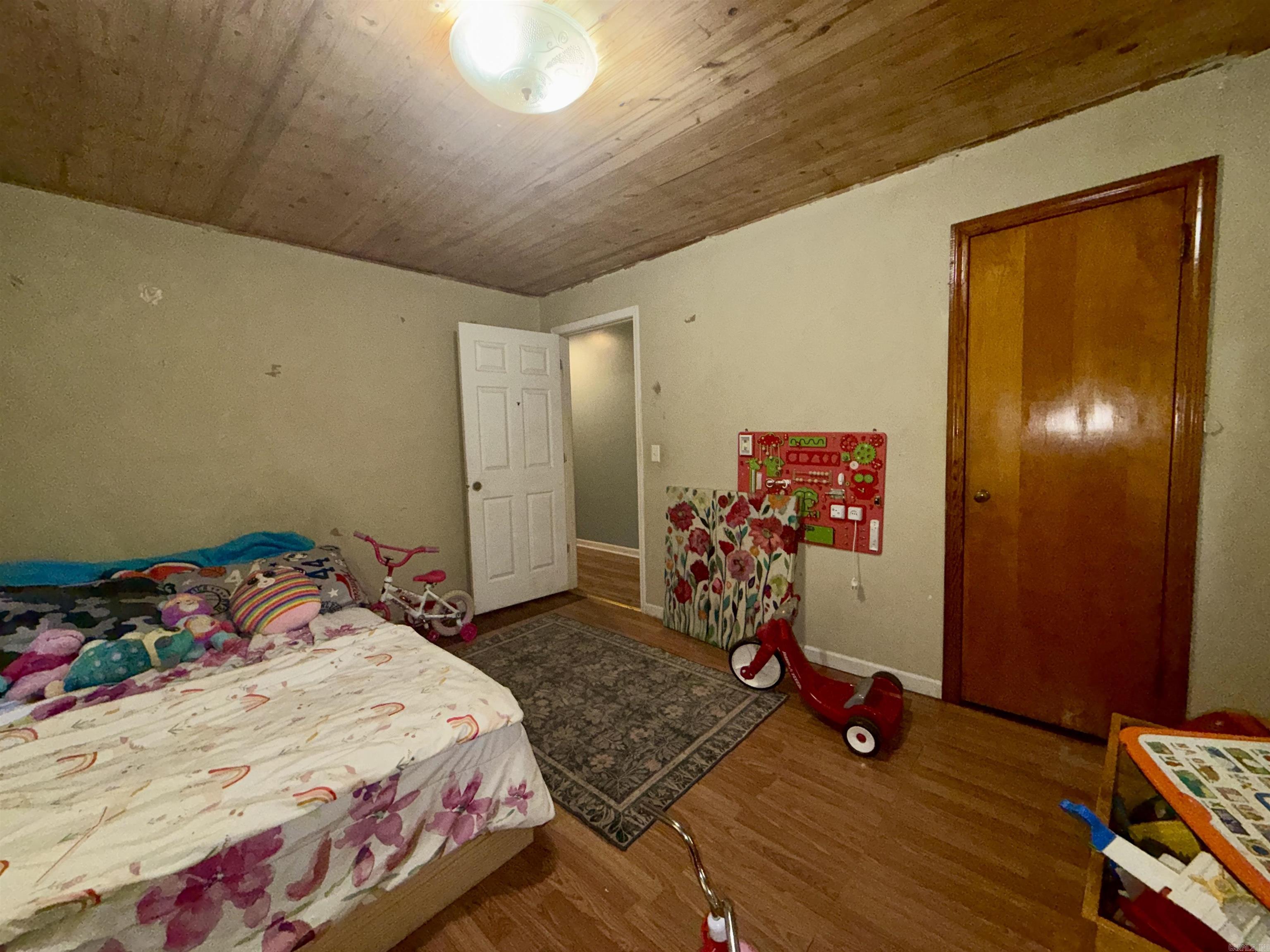 215 N Rice  Piggott, AR