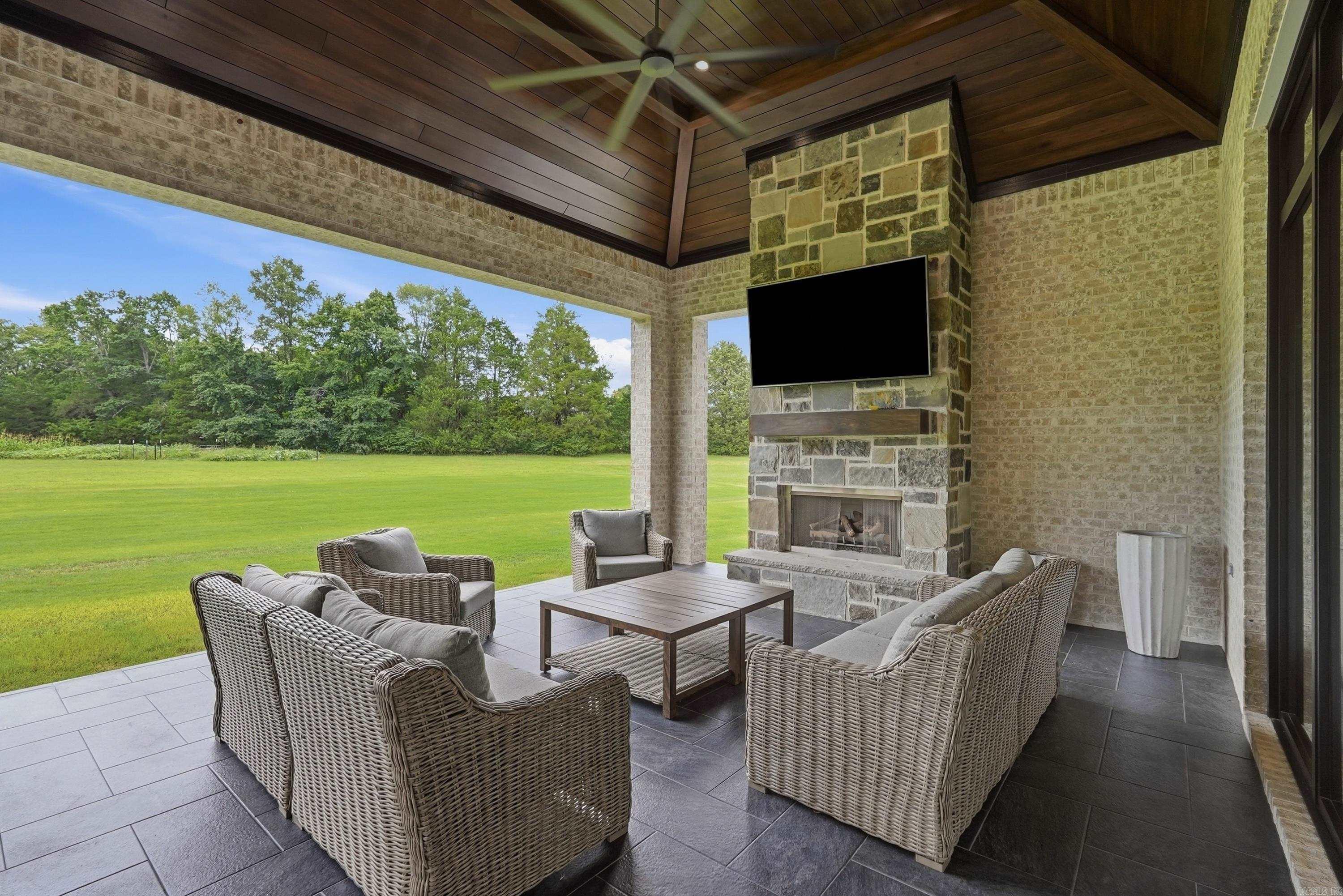 15 Weaver  Greenbrier, AR