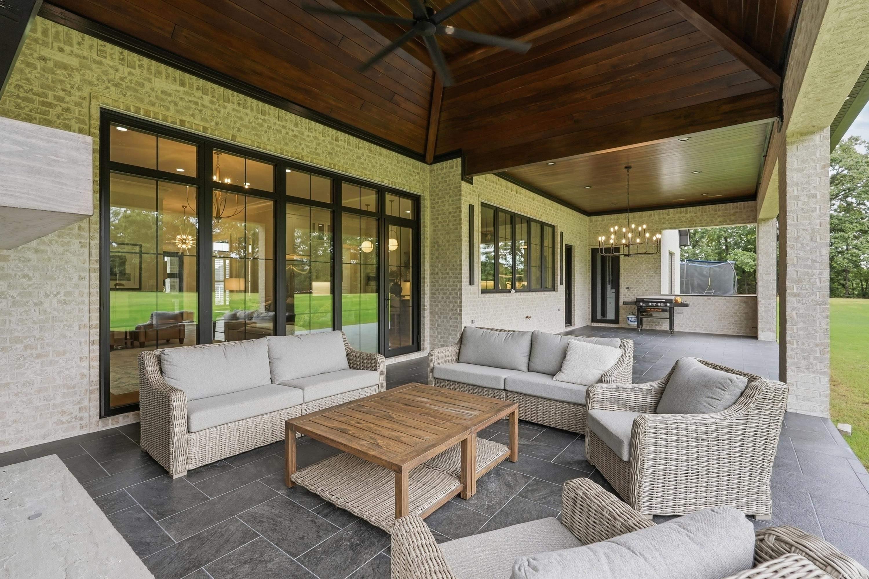 15 Weaver  Greenbrier, AR