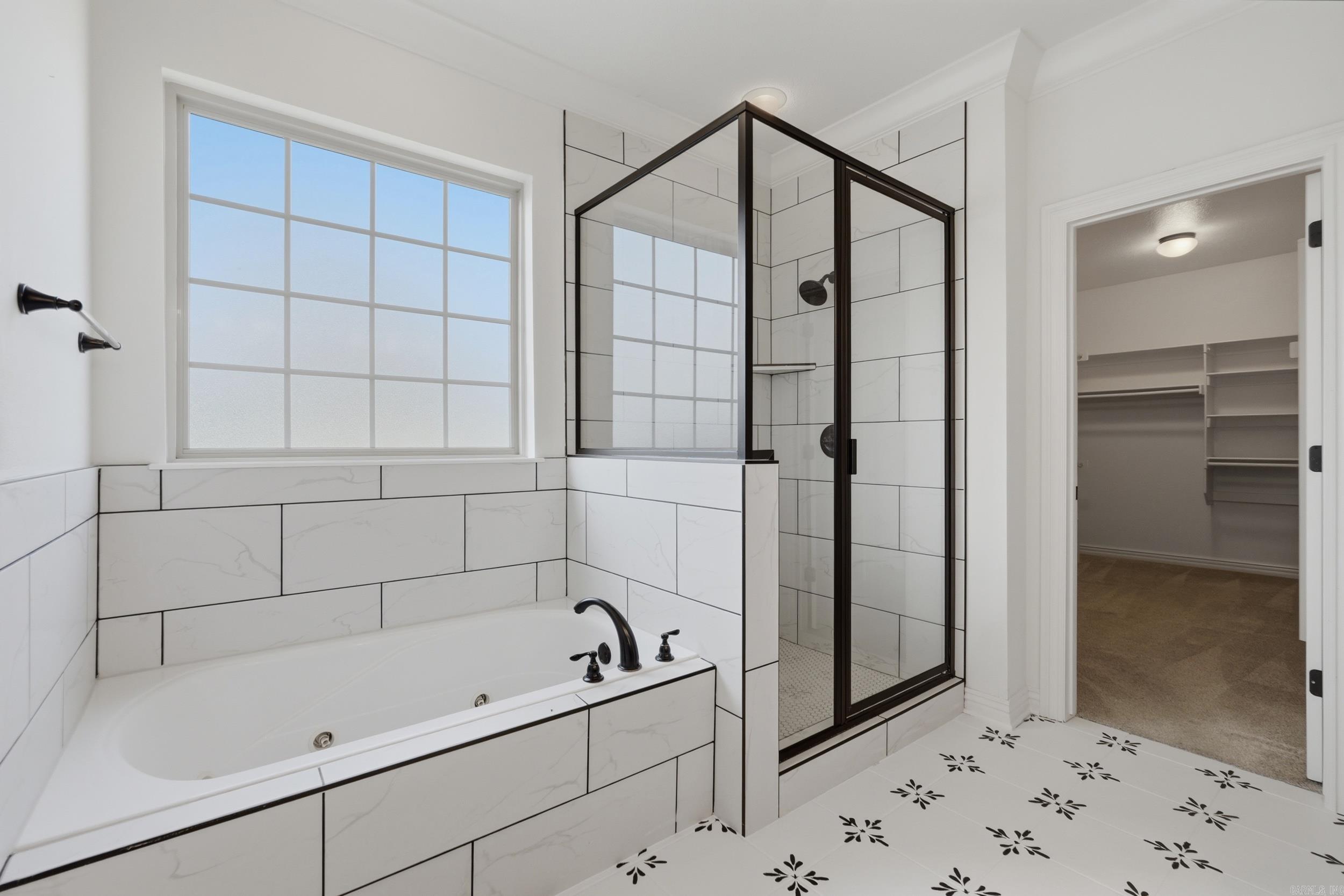 700 SW Sterling  Bentonville, AR