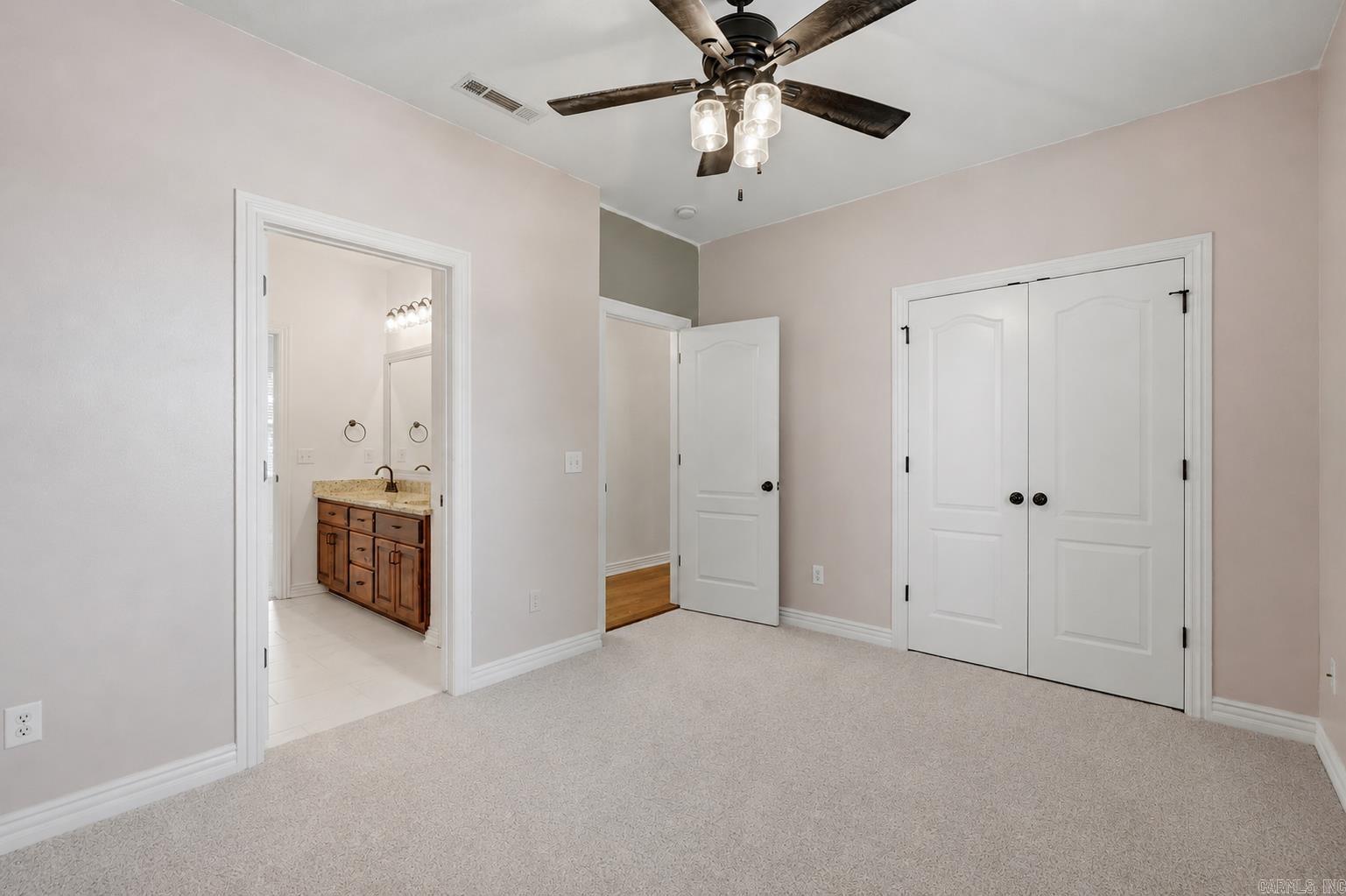 700 SW Sterling  Bentonville, AR