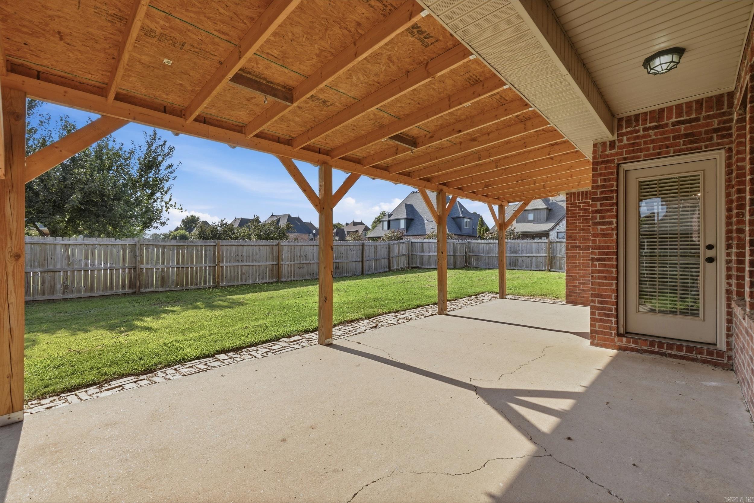 700 SW Sterling  Bentonville, AR
