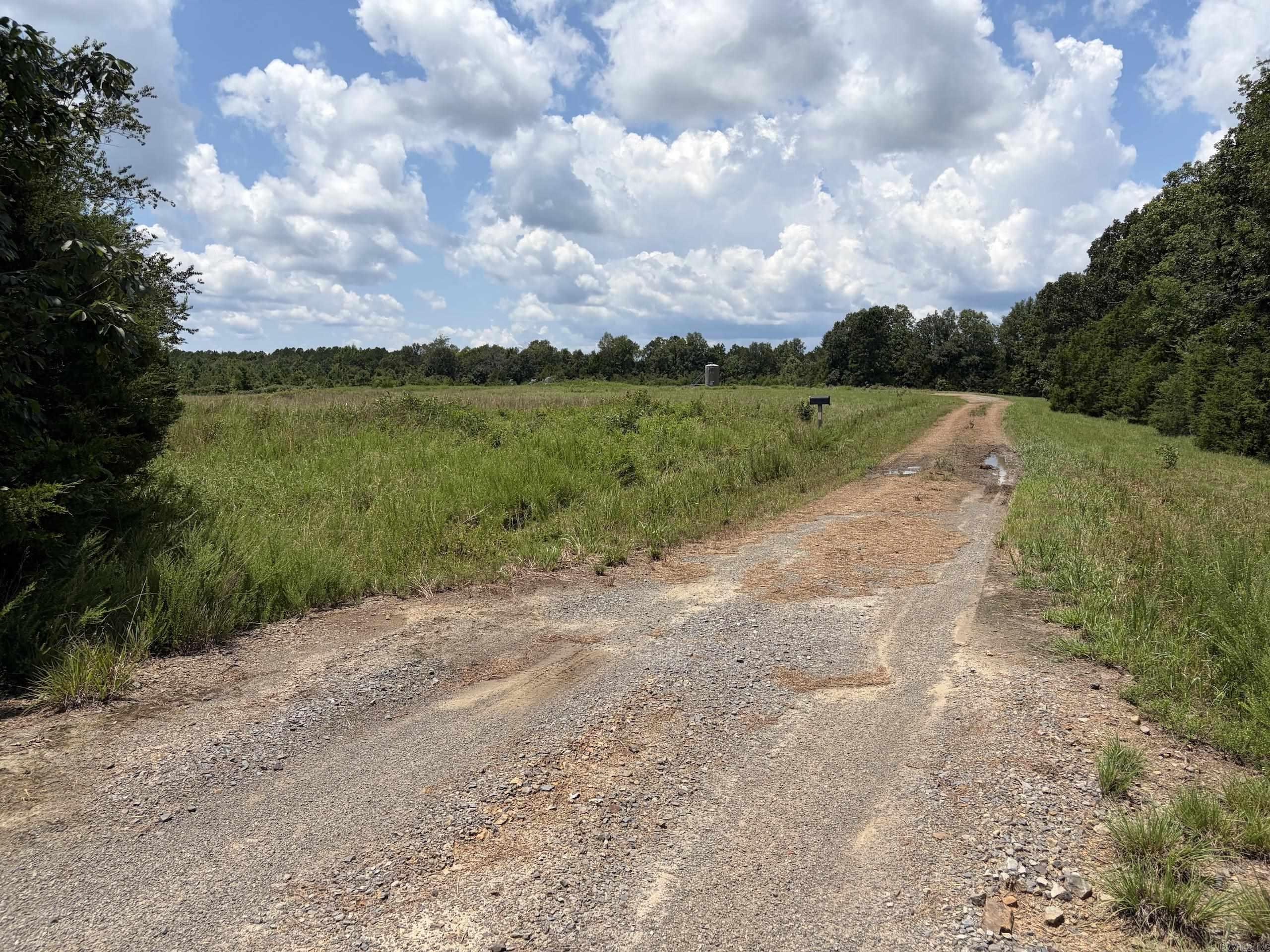 000 Merryman Road  Clinton, AR
