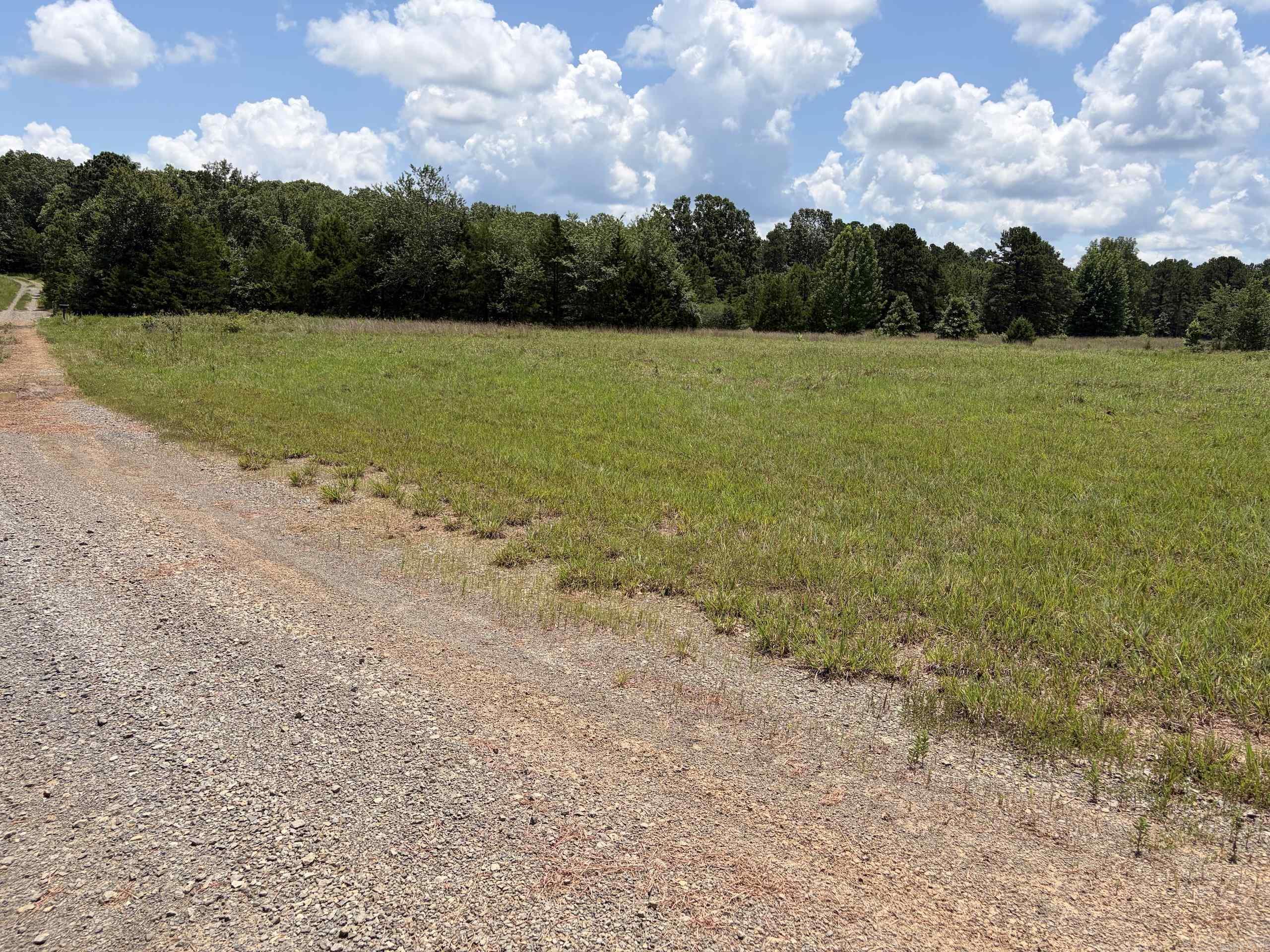 000 Merryman Road  Clinton, AR