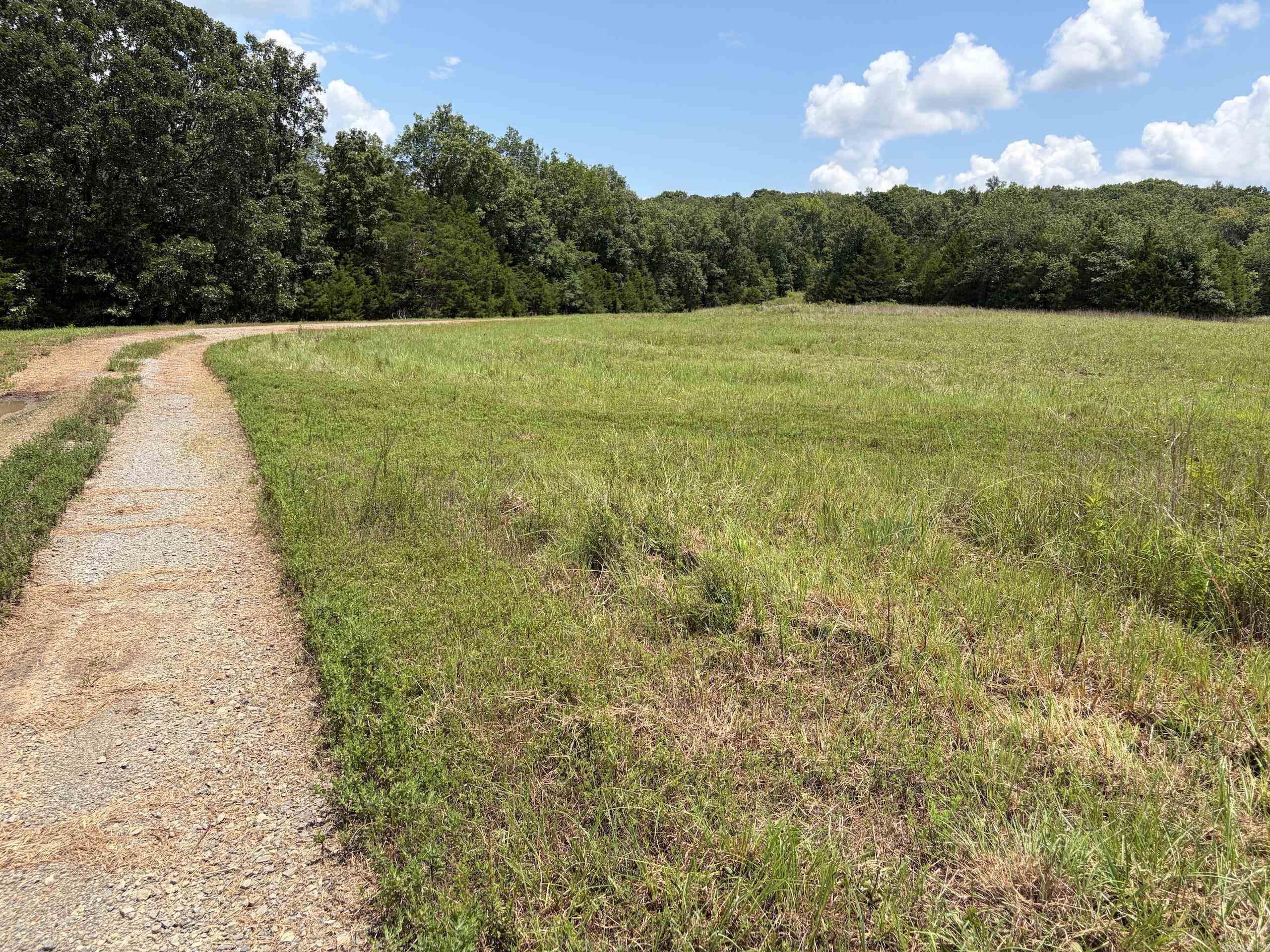 000 Merryman Road  Clinton, AR