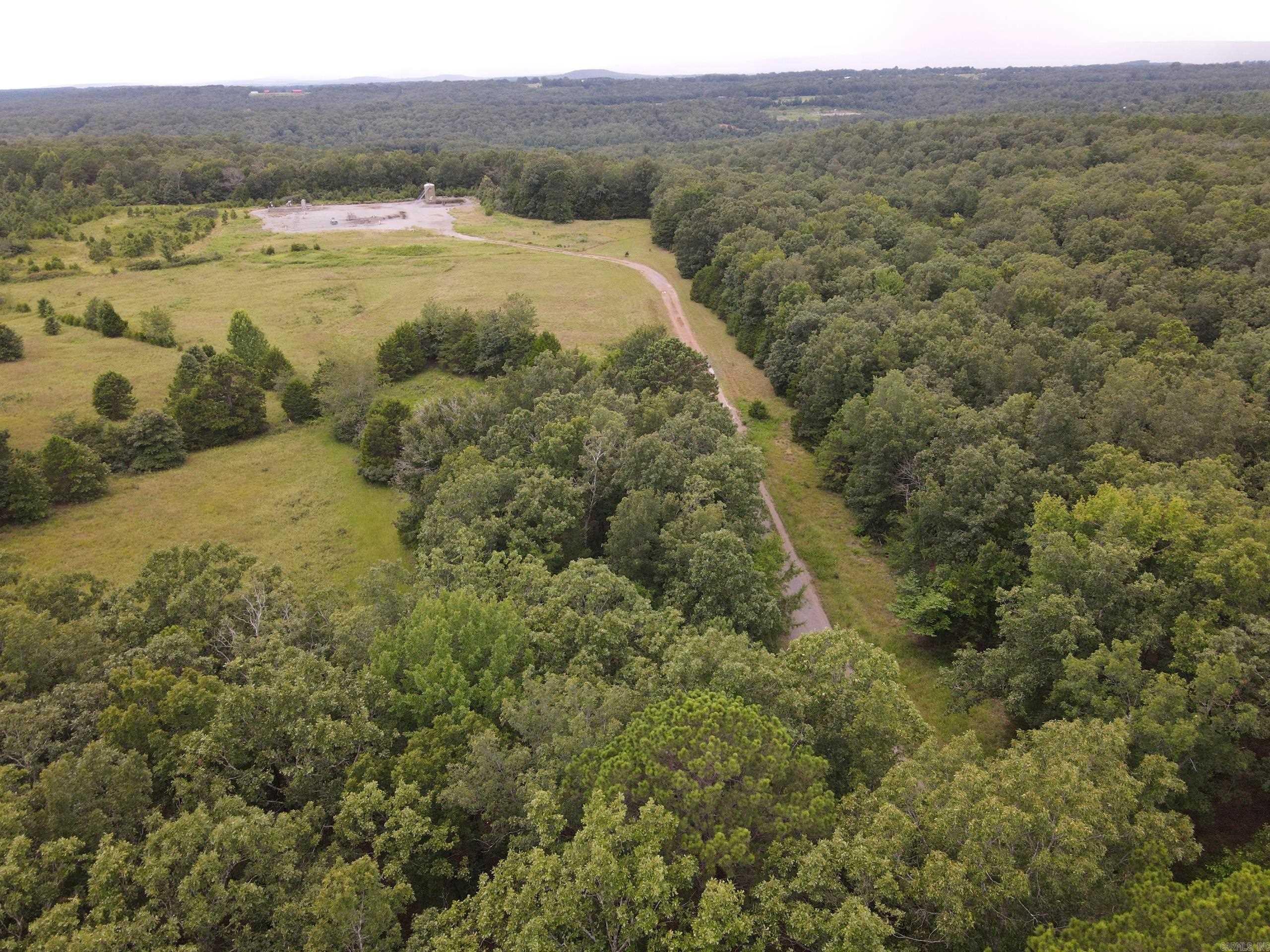 000 Merryman Road  Clinton, AR