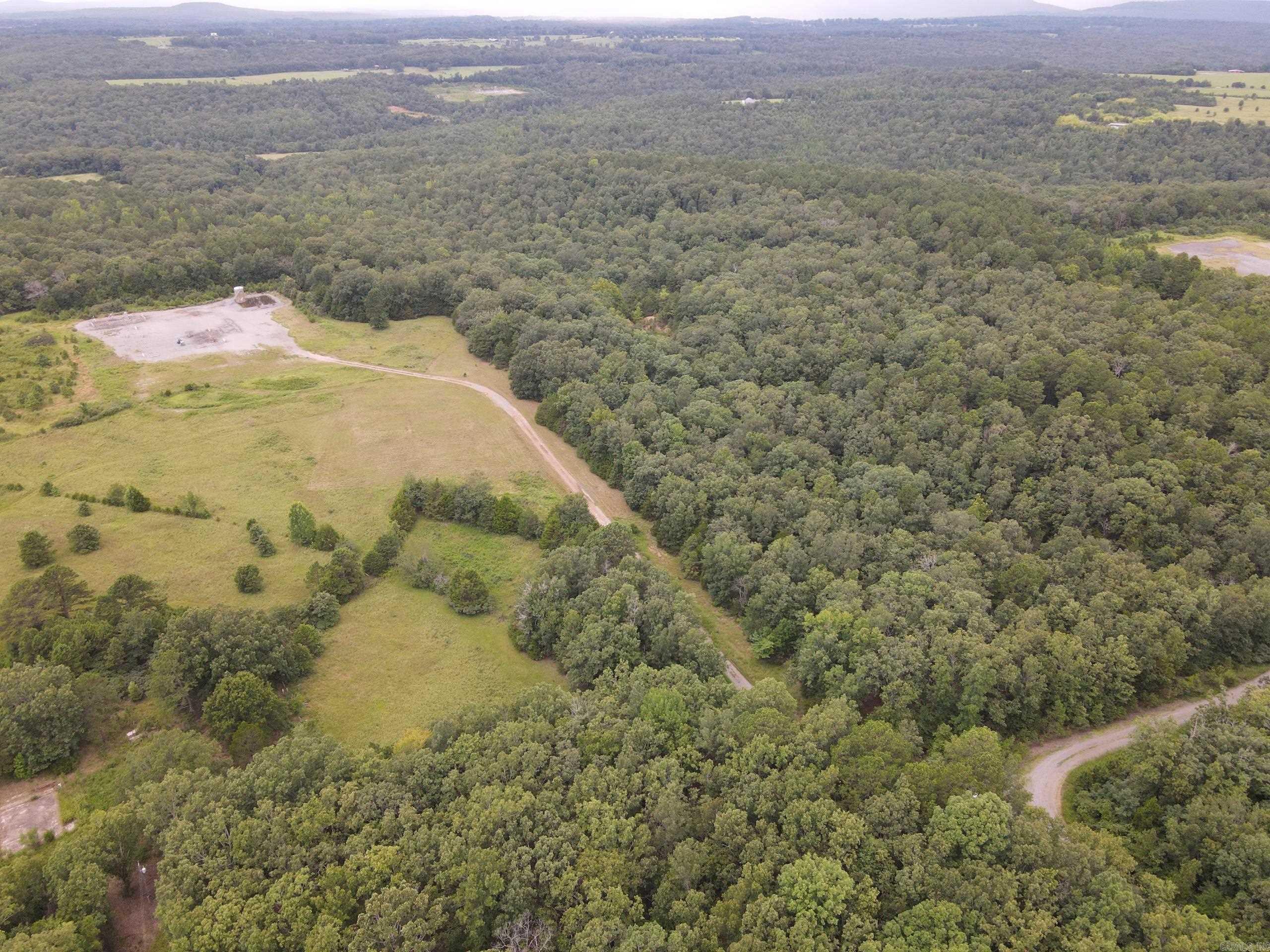 000 Merryman Road  Clinton, AR