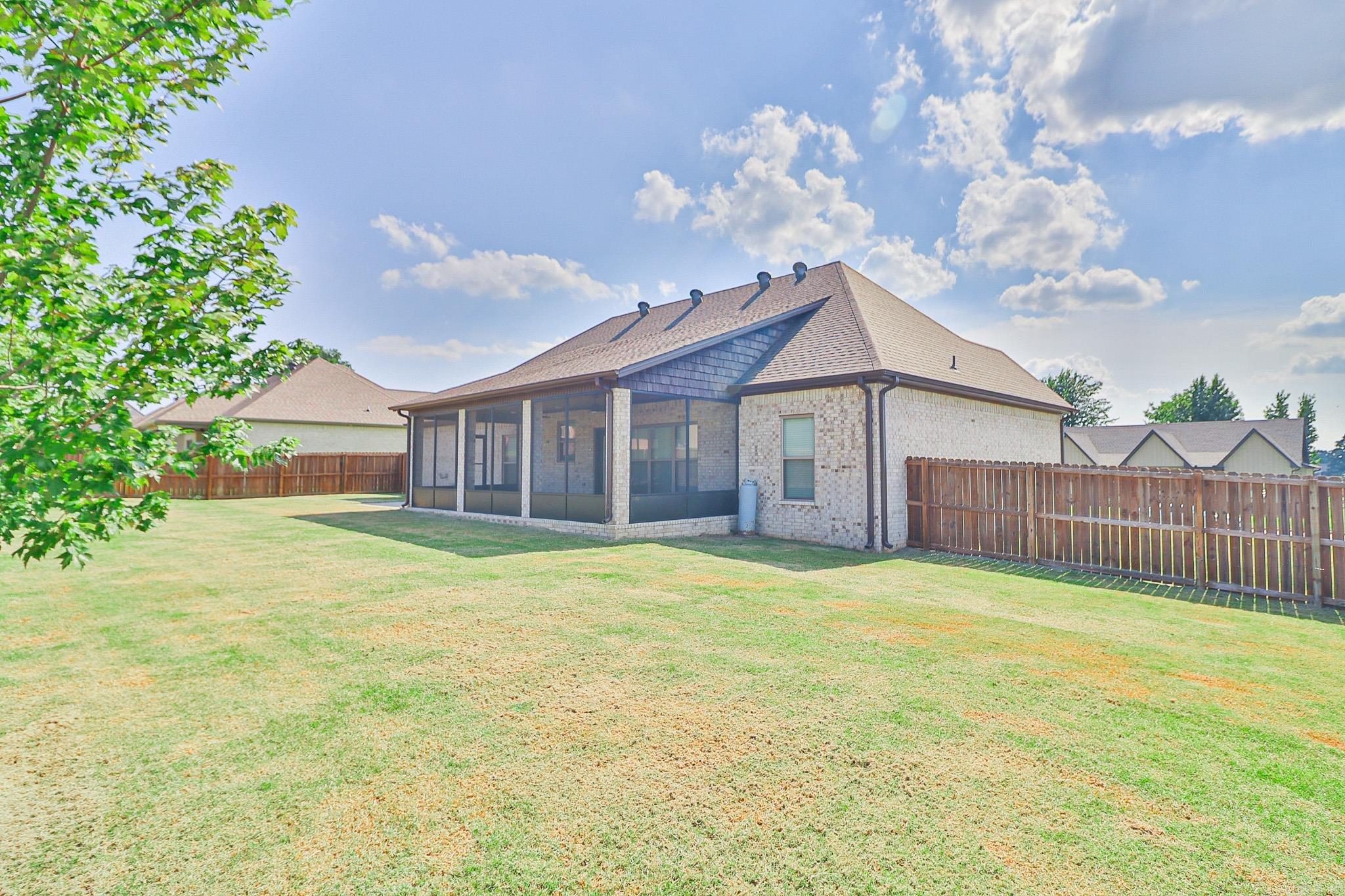 1501 S 30th  Paragould, AR