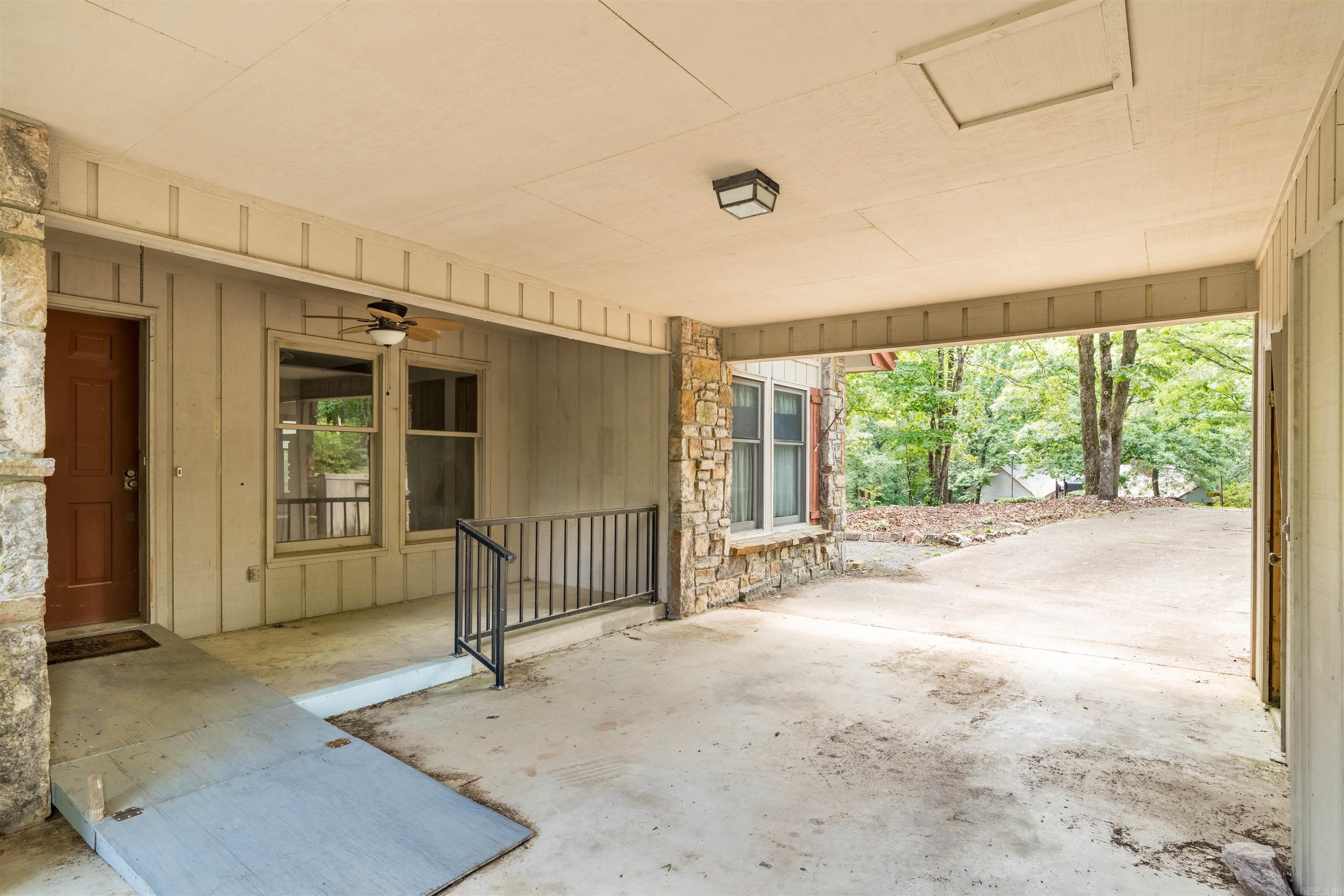1 Mapache  Hot Springs Village, AR