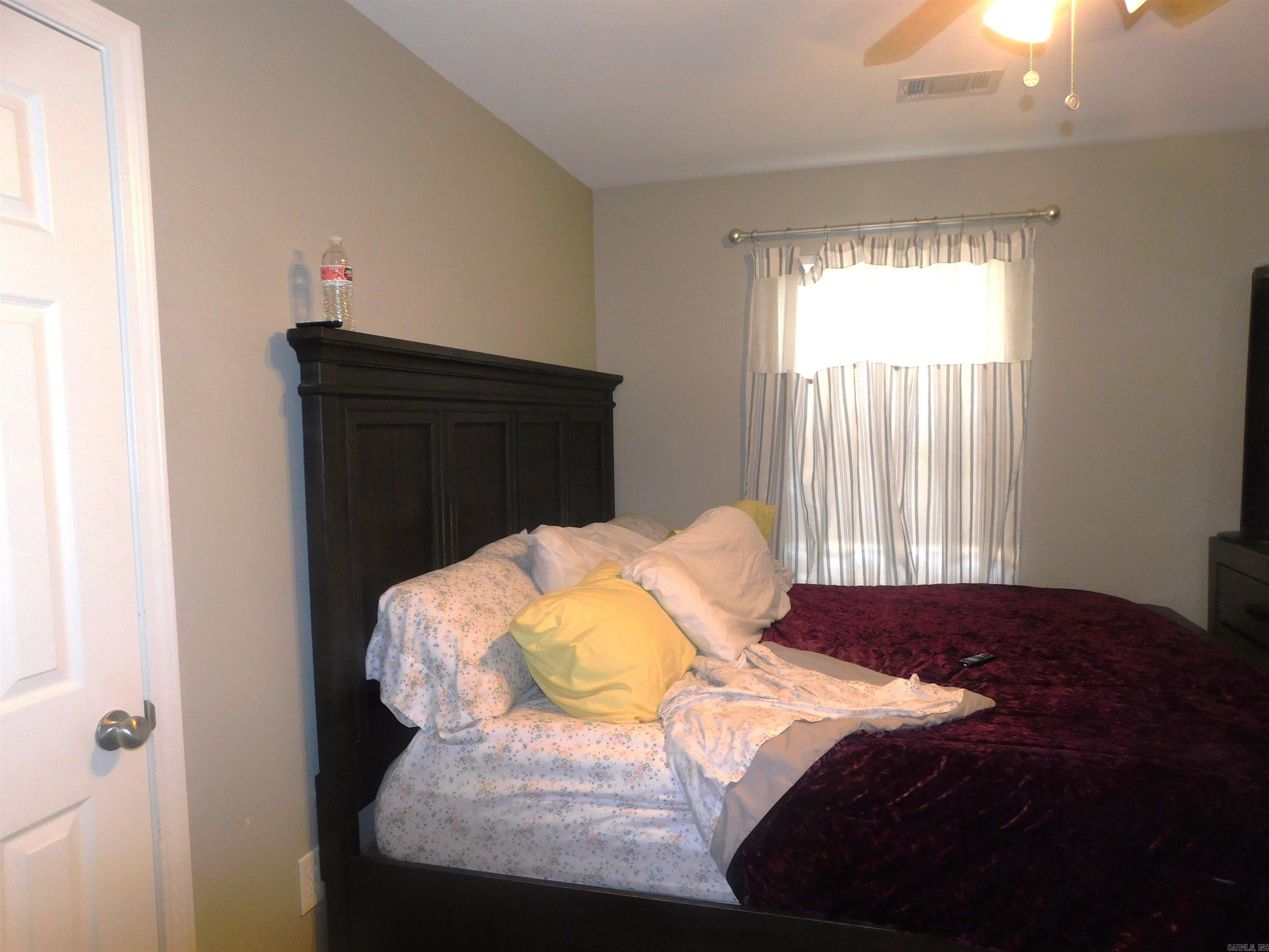 4803 W 22nd  Little Rock, AR
