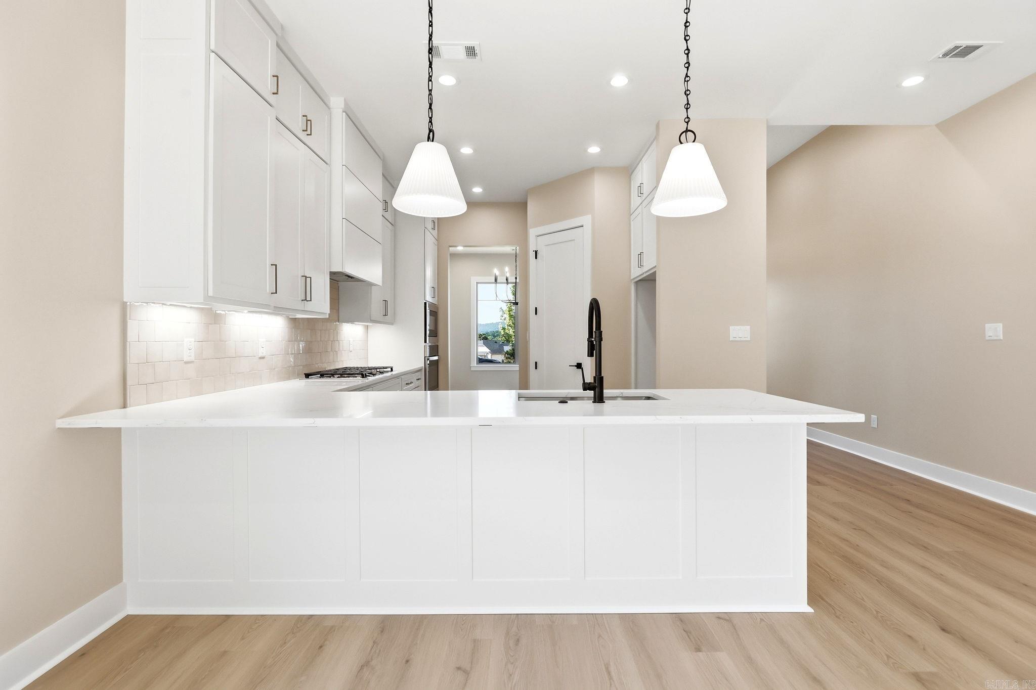 28 Mountain Brook Road  Little Rock, AR