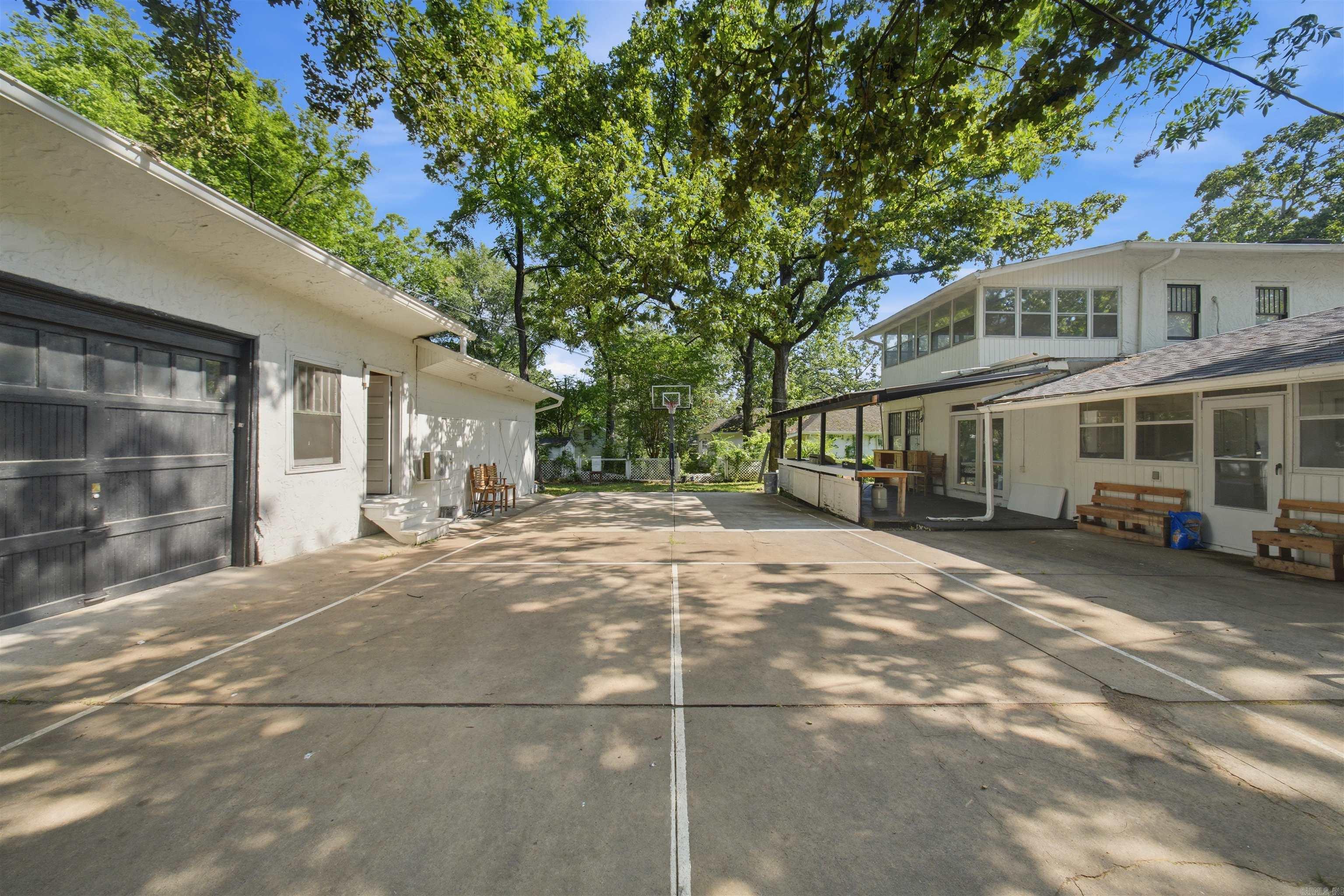 3212 N Magnolia street  North Little Rock, AR