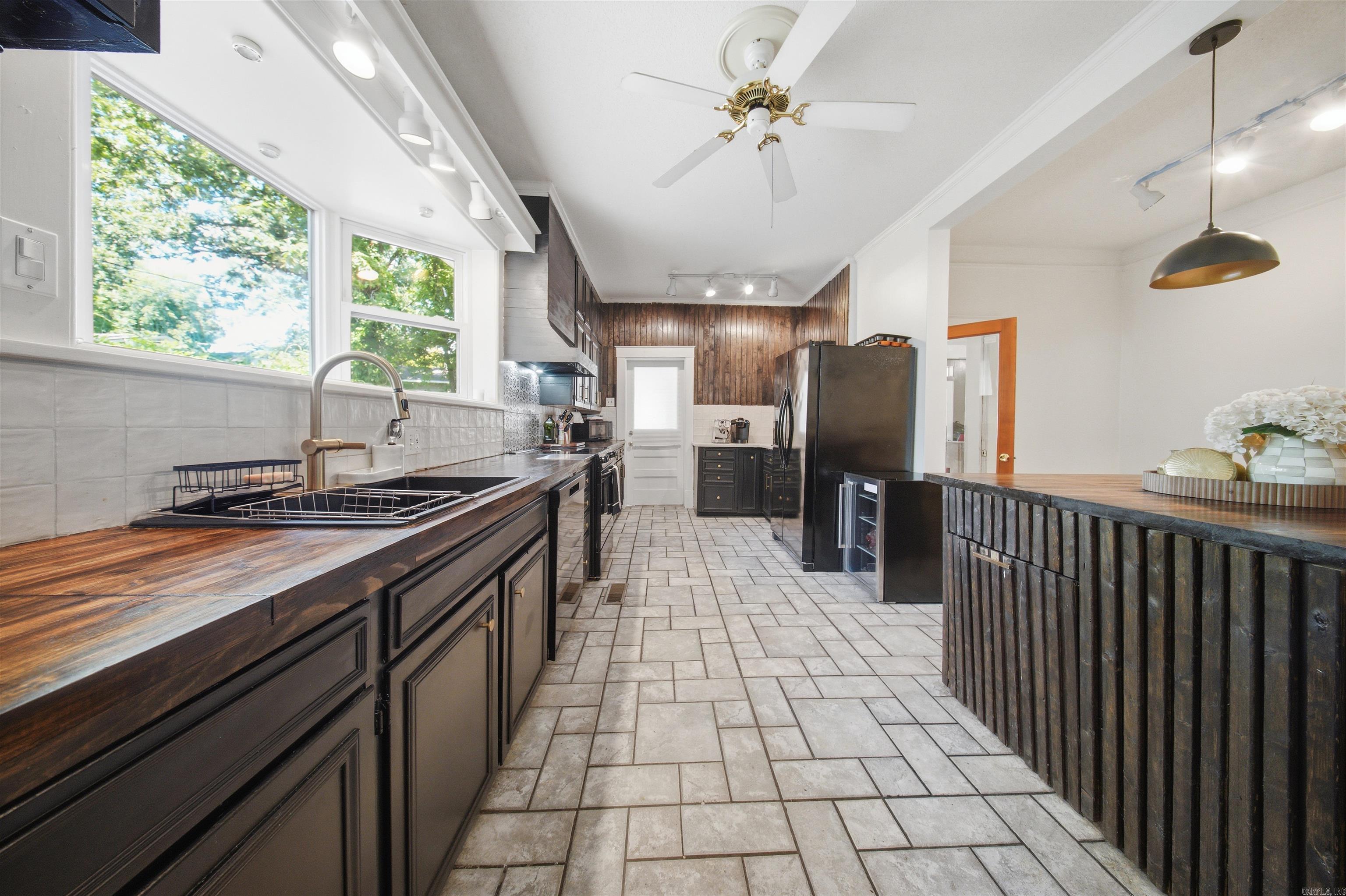 3212 N Magnolia street  North Little Rock, AR