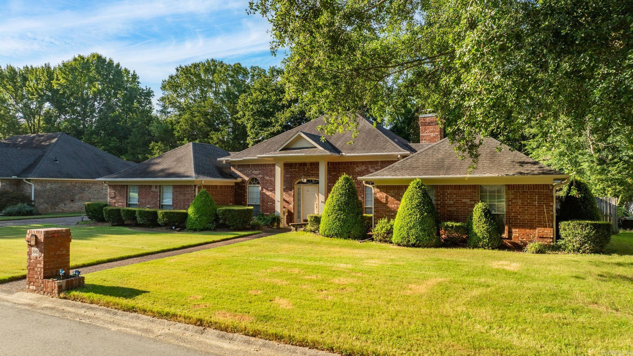 3045 Saint Charles  Conway, AR