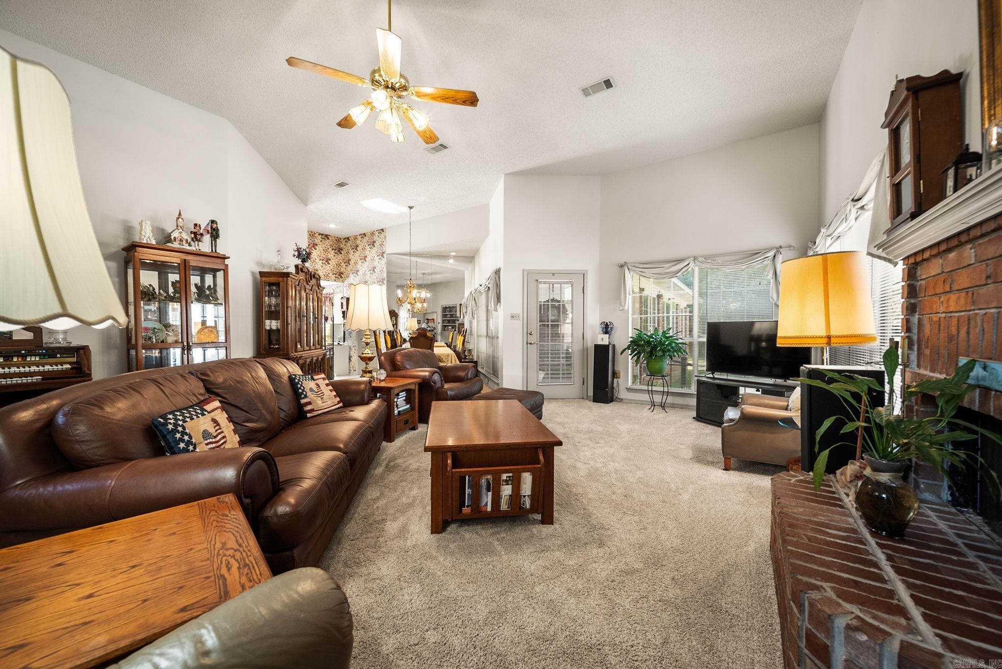 3045 Saint Charles  Conway, AR