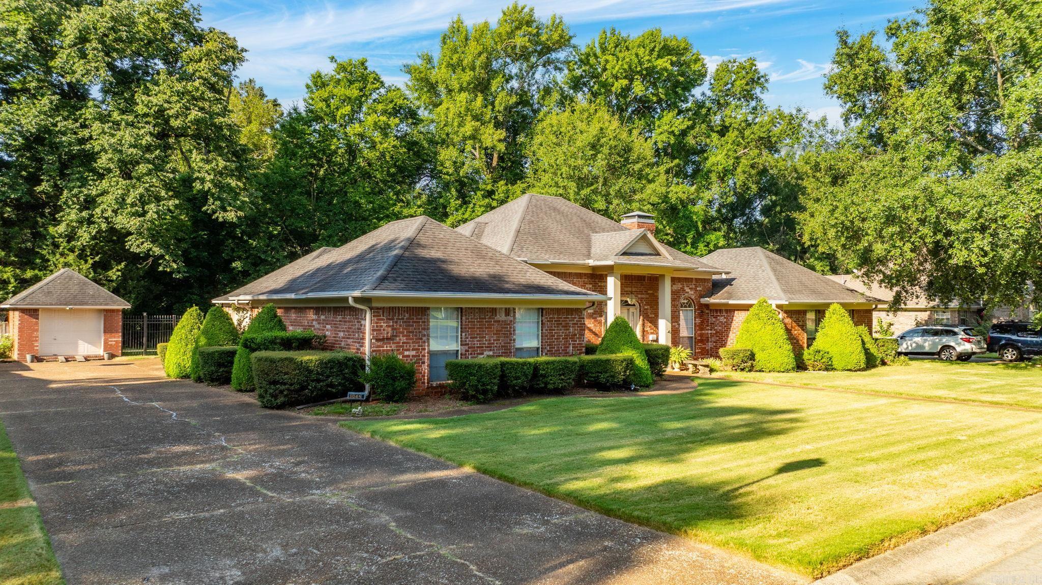 3045 Saint Charles  Conway, AR