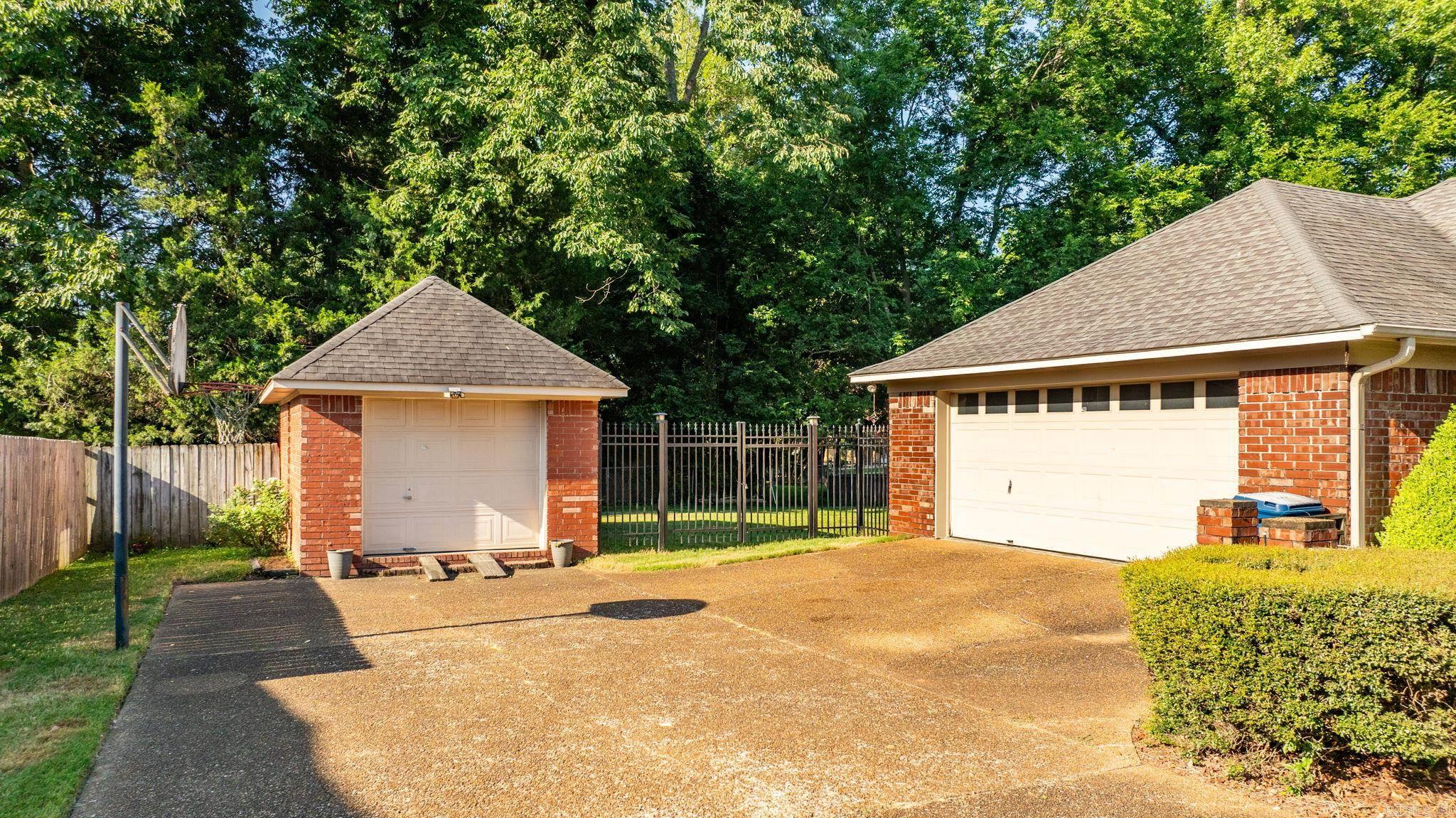3045 Saint Charles  Conway, AR
