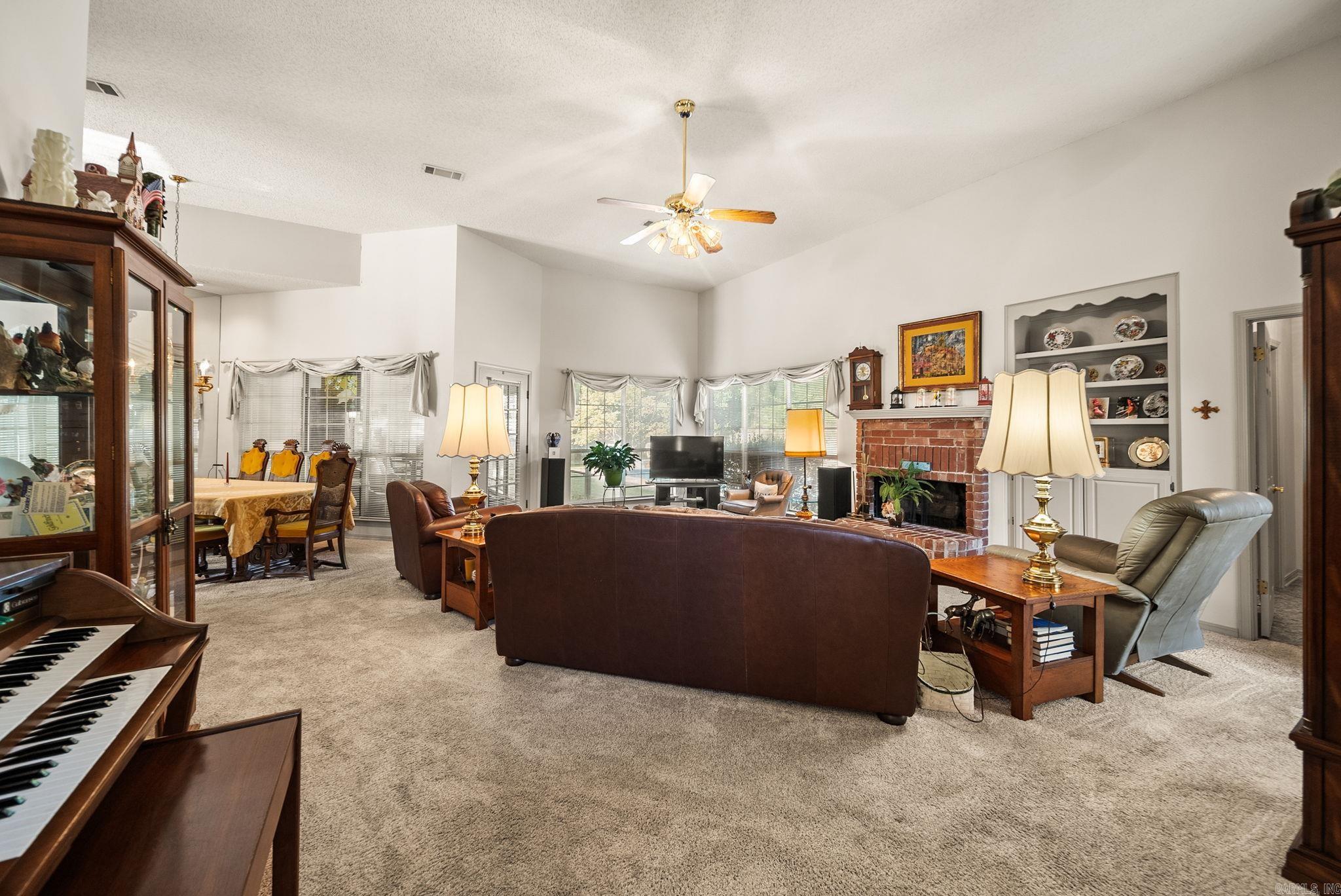 3045 Saint Charles  Conway, AR