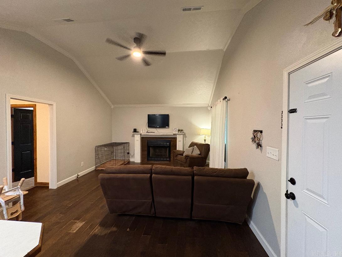 120 Spring Creek  Romance, AR