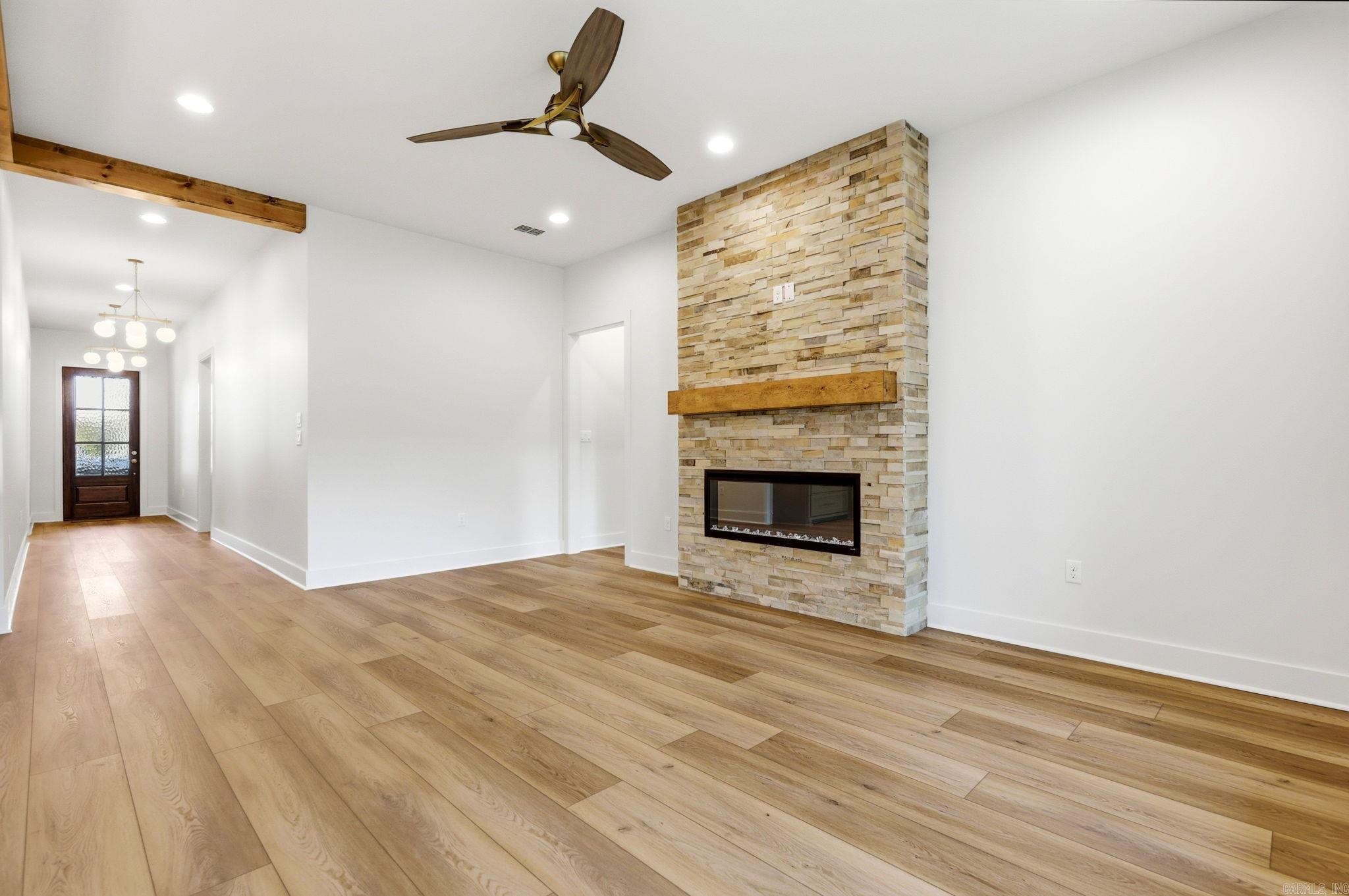 22 Mountain Brook  Little Rock, AR